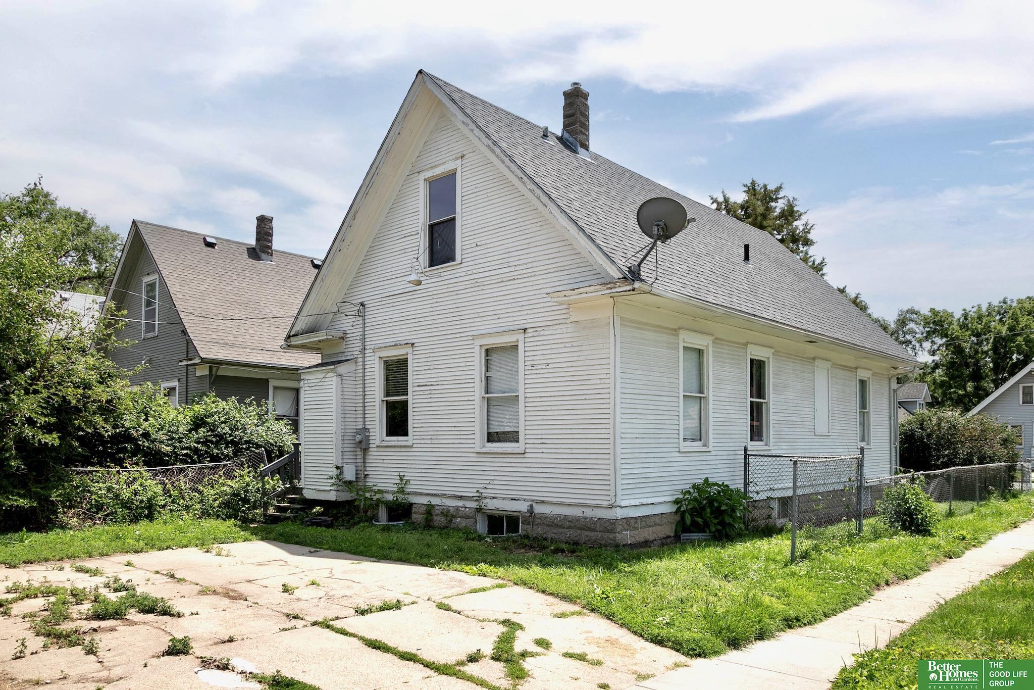 2524 Fort Street