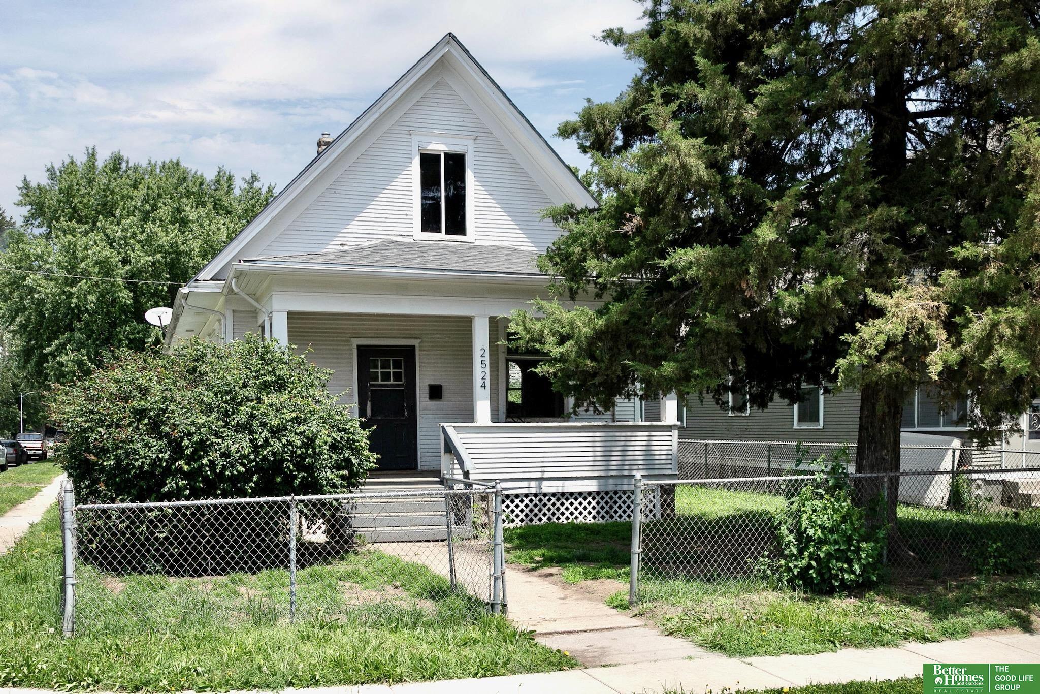 2524 Fort Street