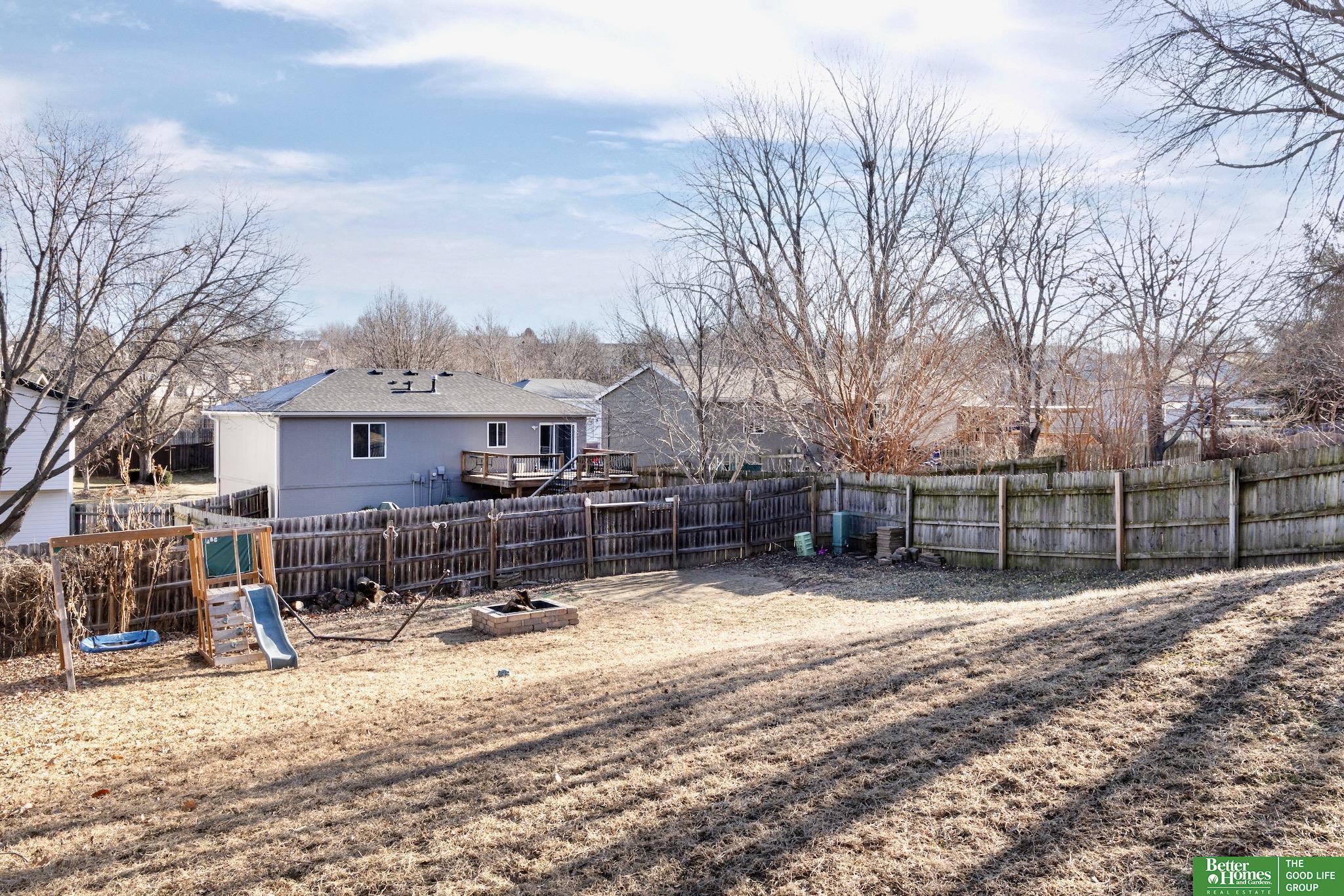 6703 N 110th Avenue