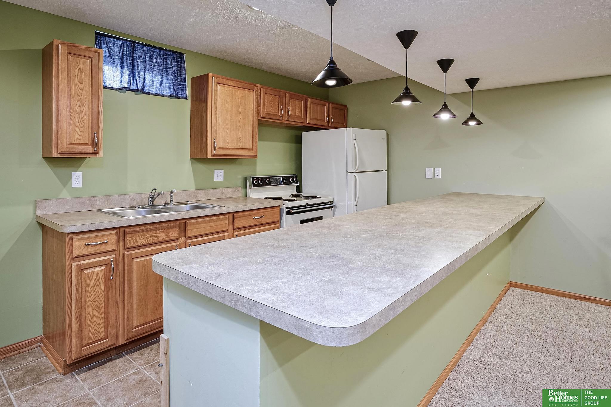 16111 Decatur Street