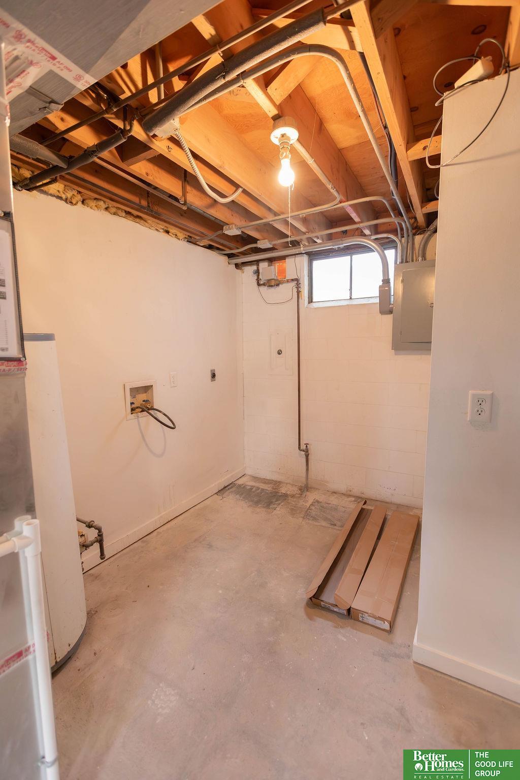 1411 Holling Drive