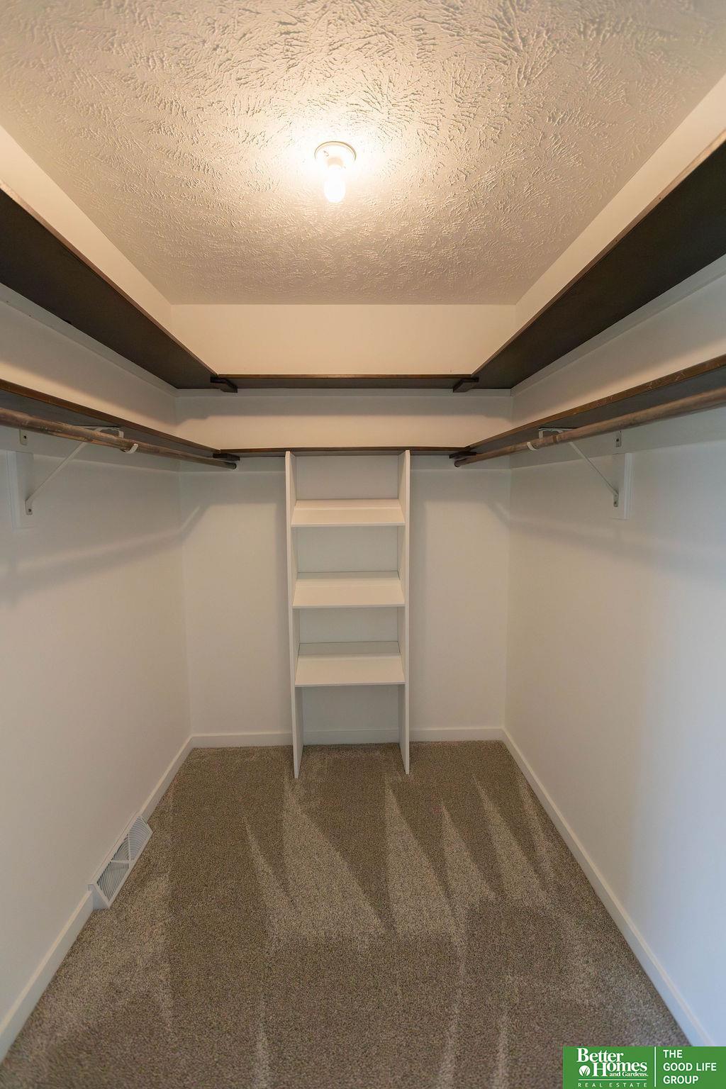 1411 Holling Drive