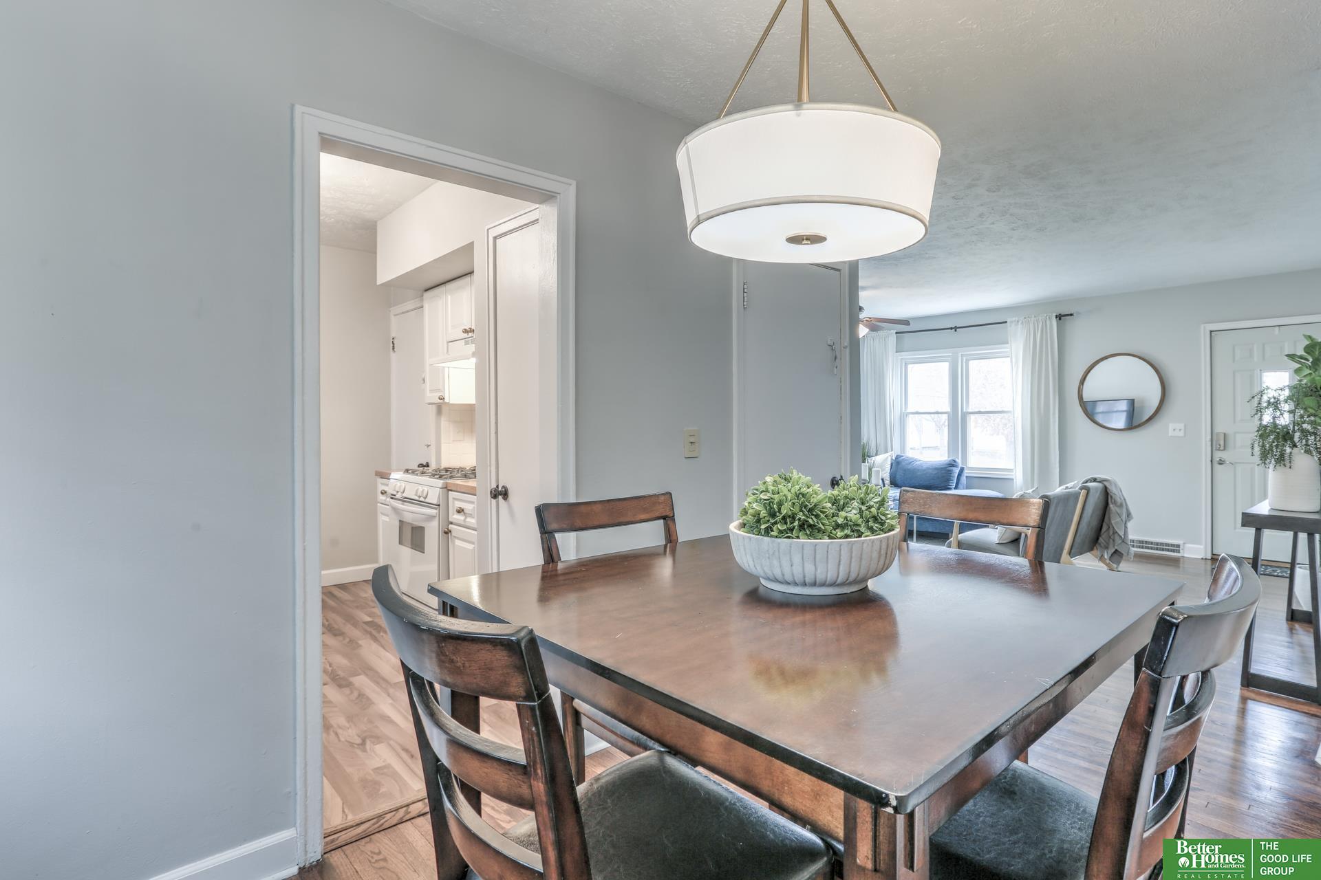1933 S 48th Street