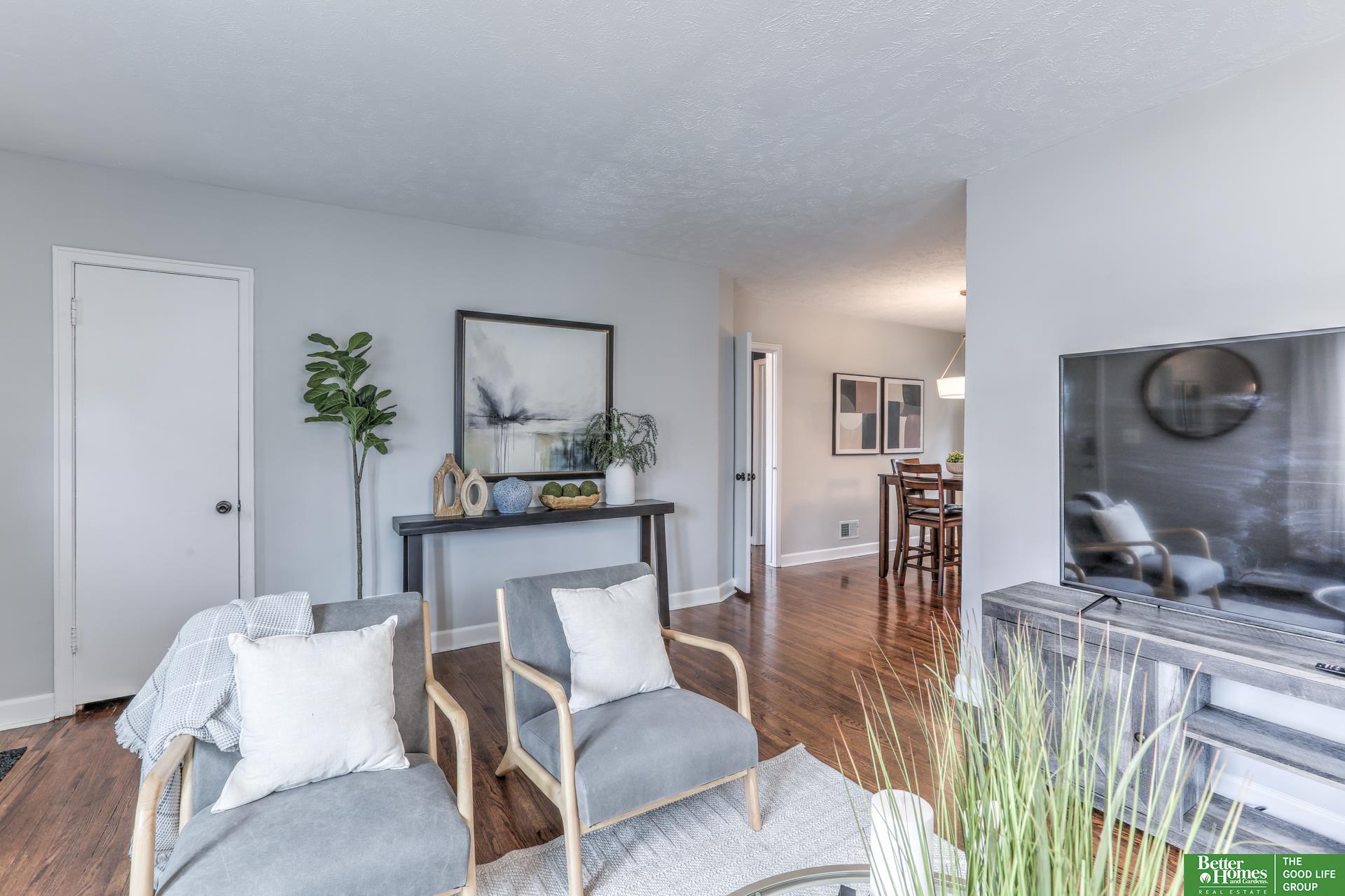 1933 S 48th Street