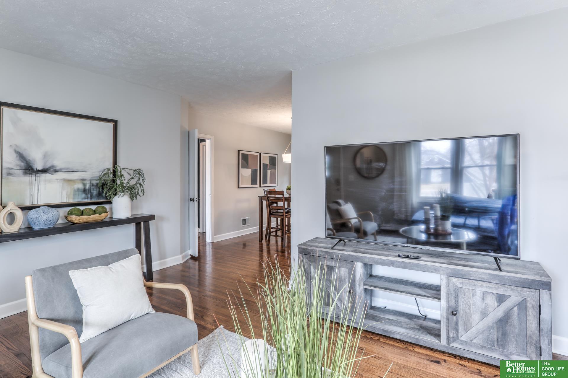 1933 S 48th Street