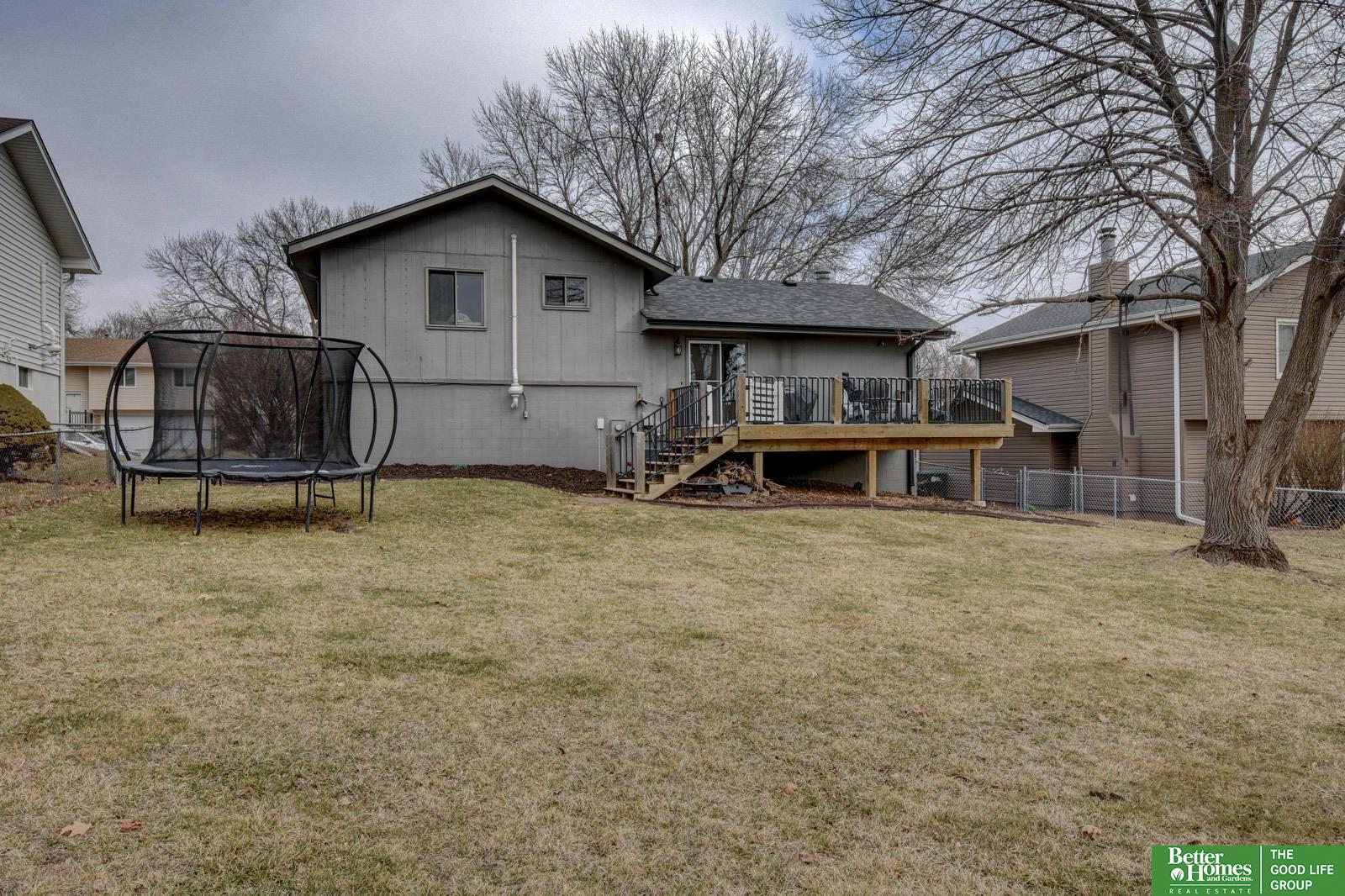 11011 Z Street