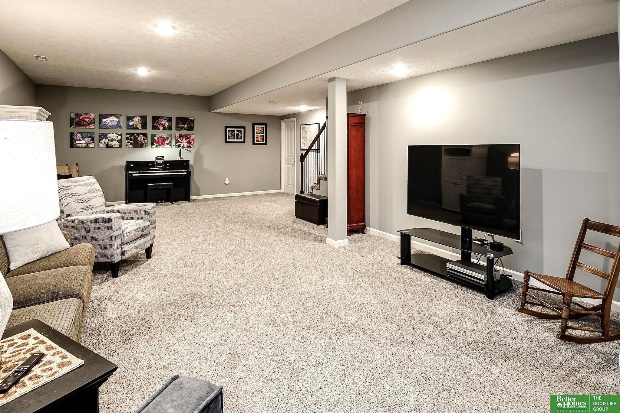 12926 Eagle Circle
