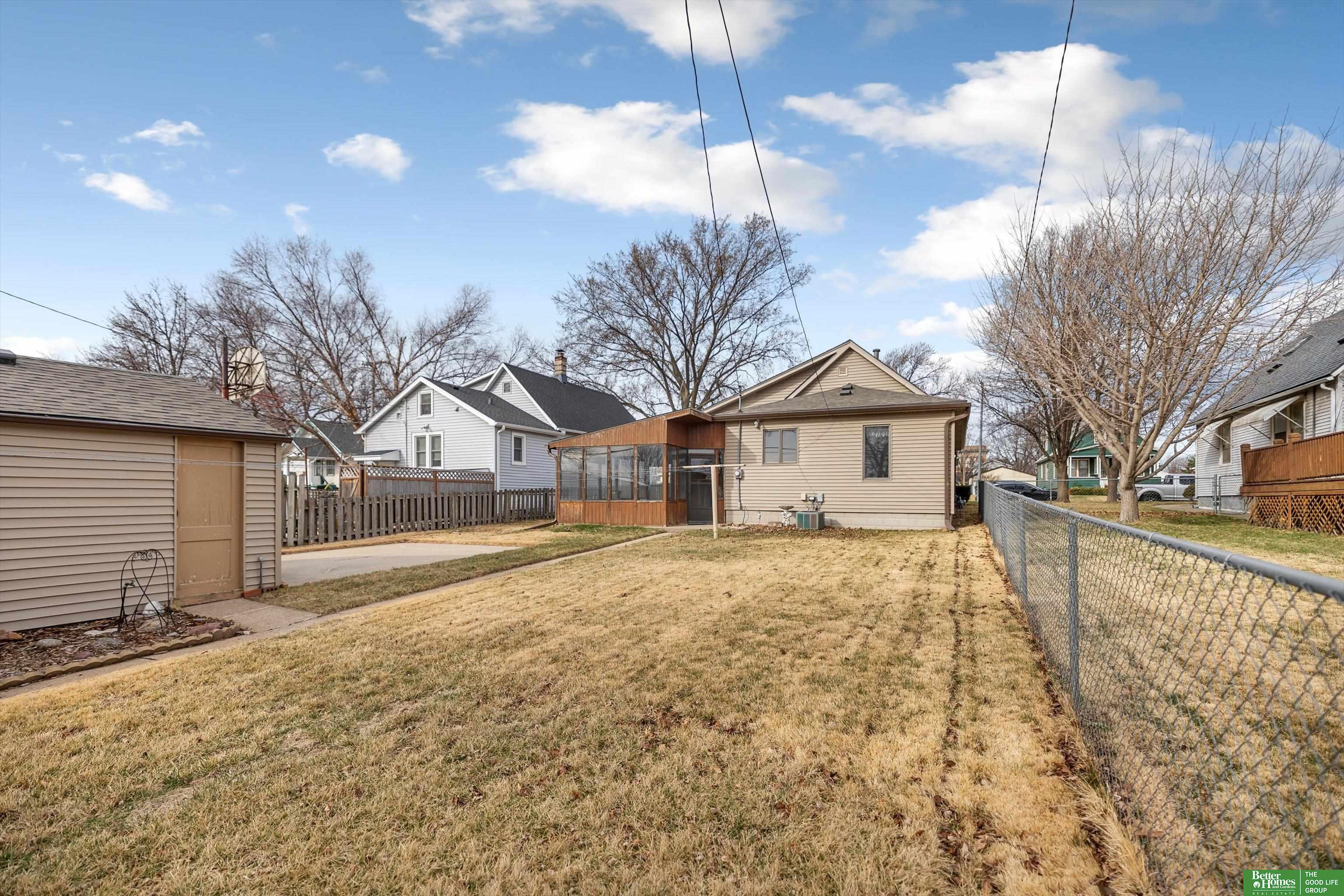 4323 S 39th Street