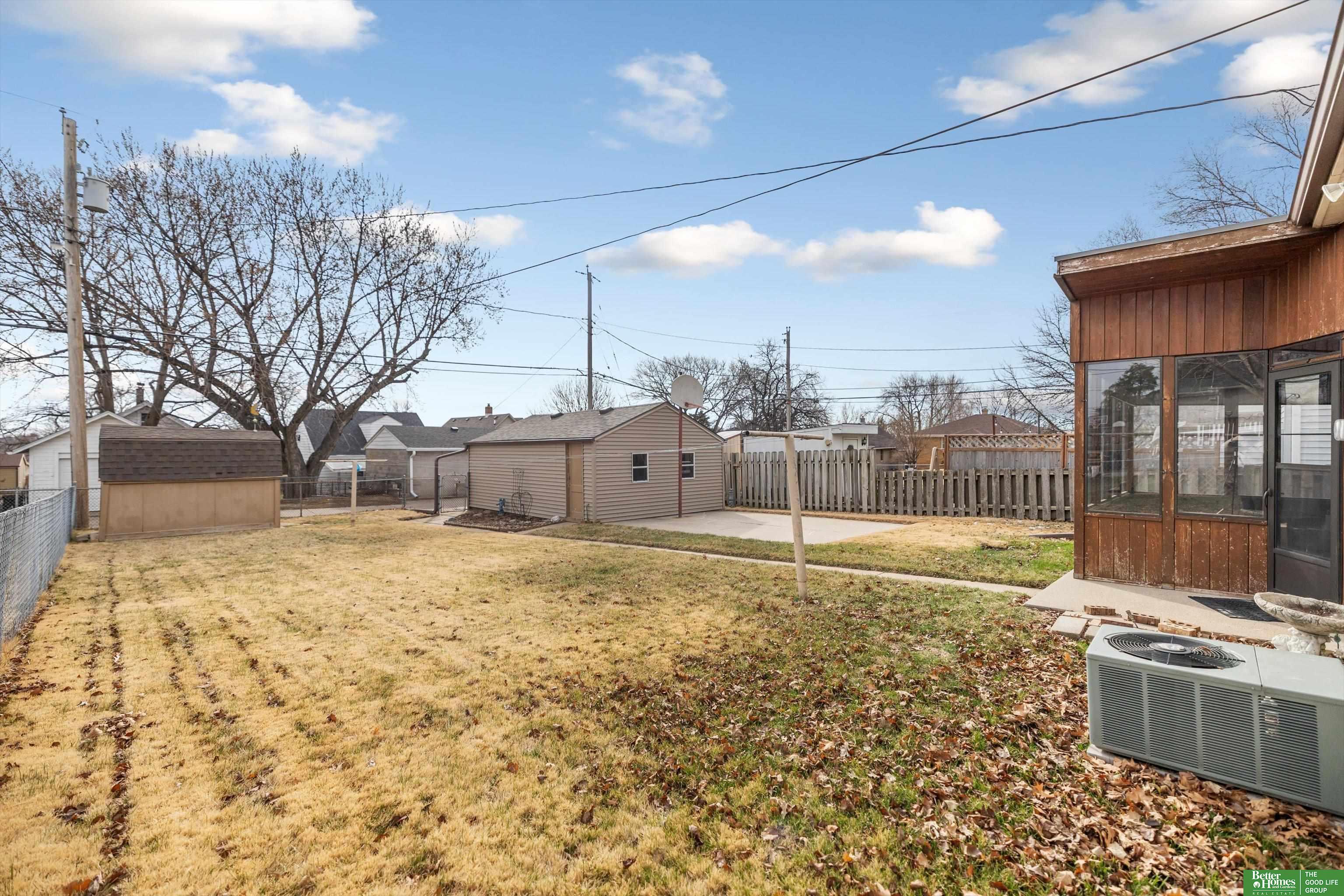 4323 S 39th Street