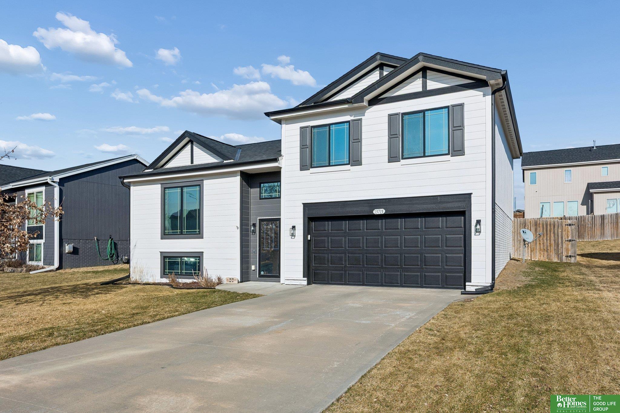 13715 S 44th Street