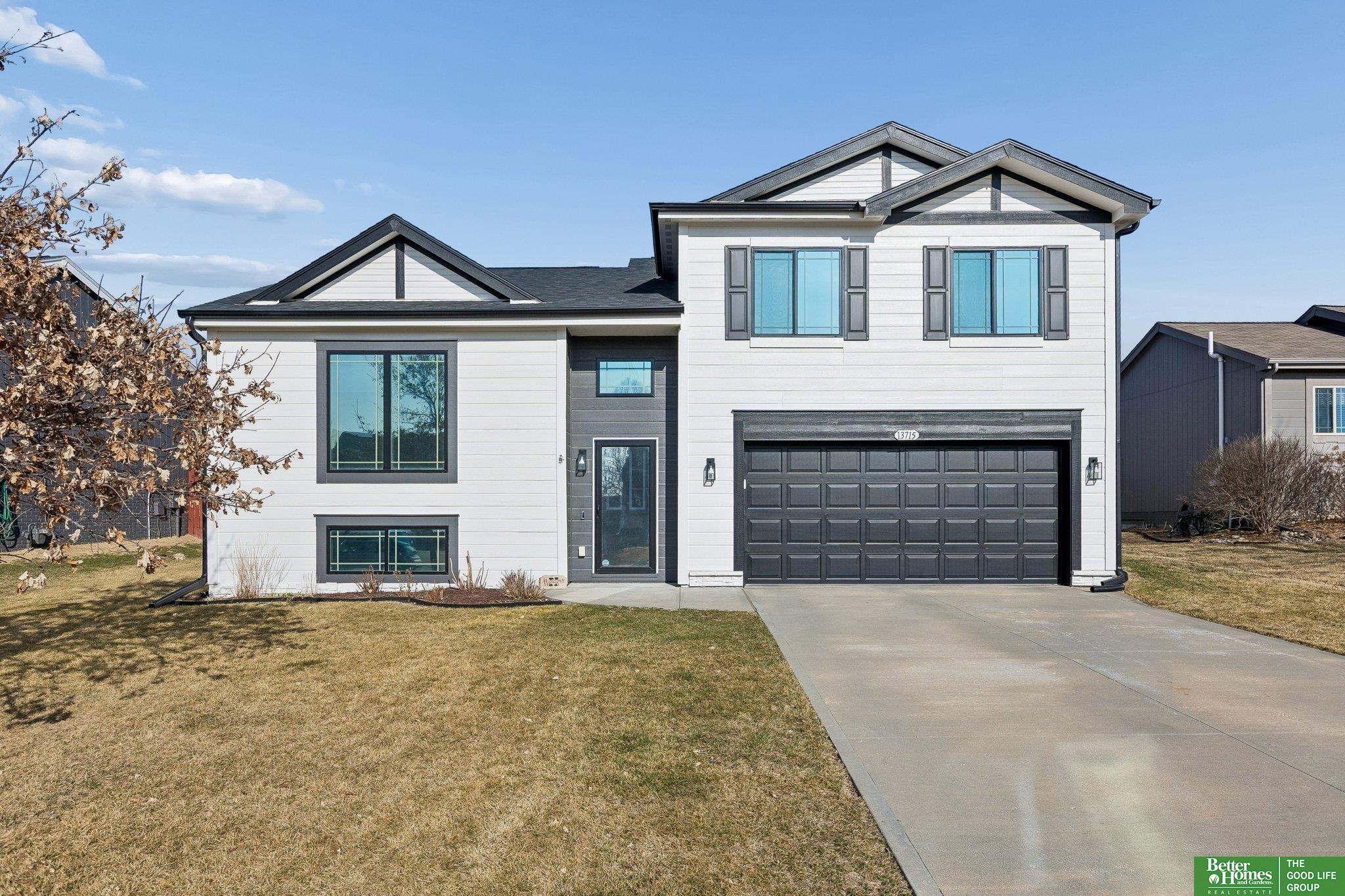 13715 S 44th Street