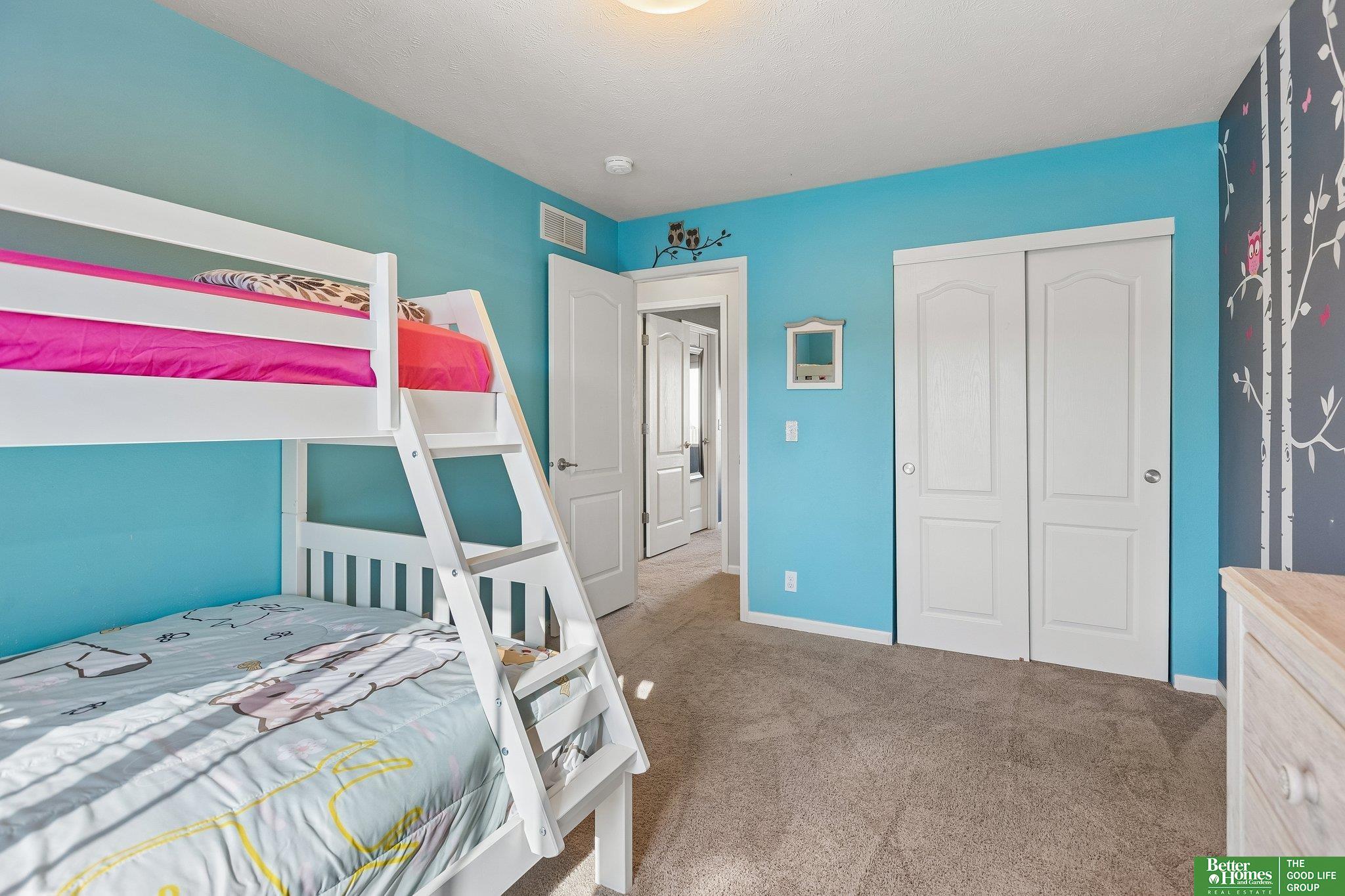 13715 S 44th Street