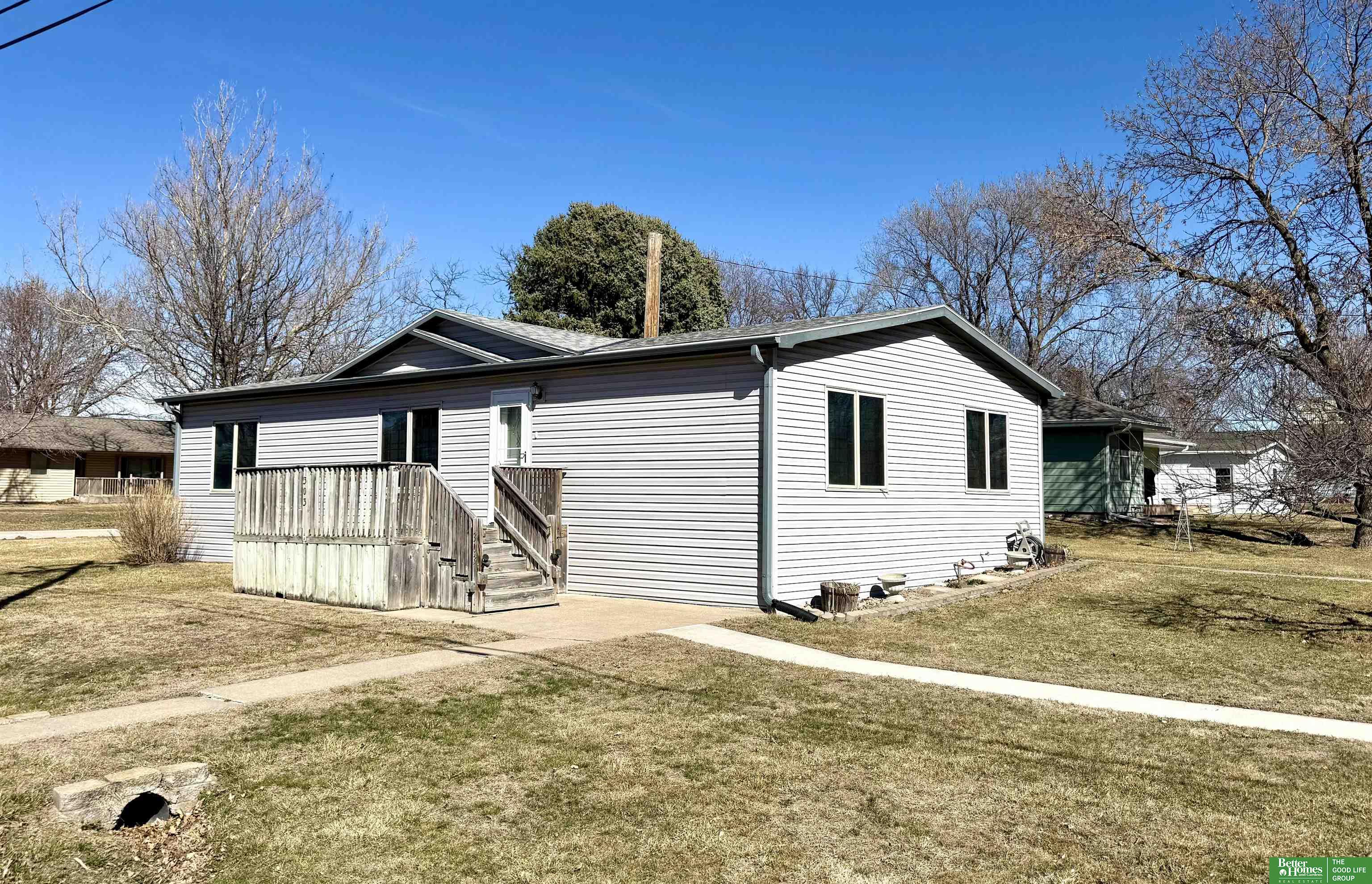 303 Stafford Street