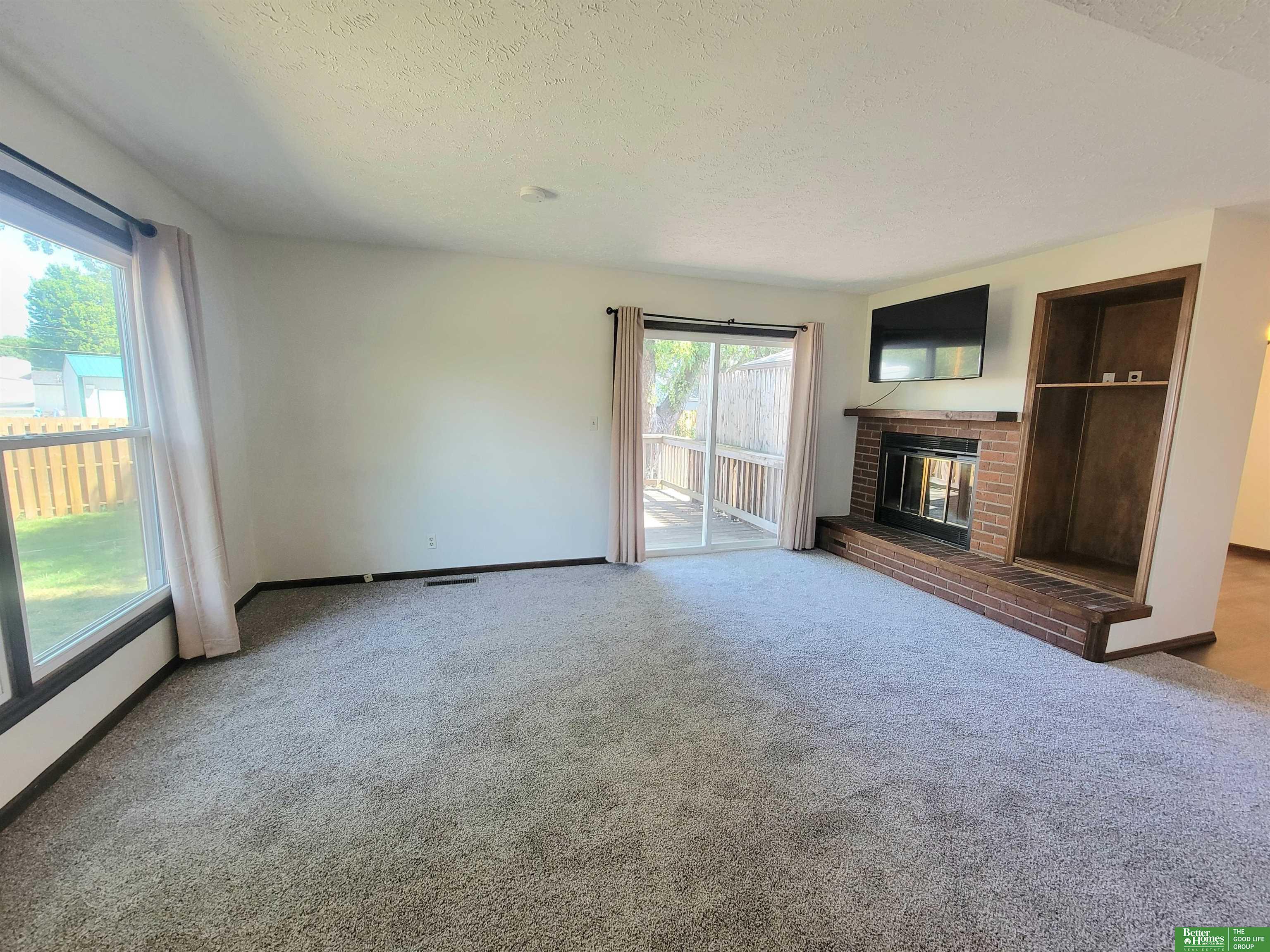 841 S Country Club Drive
