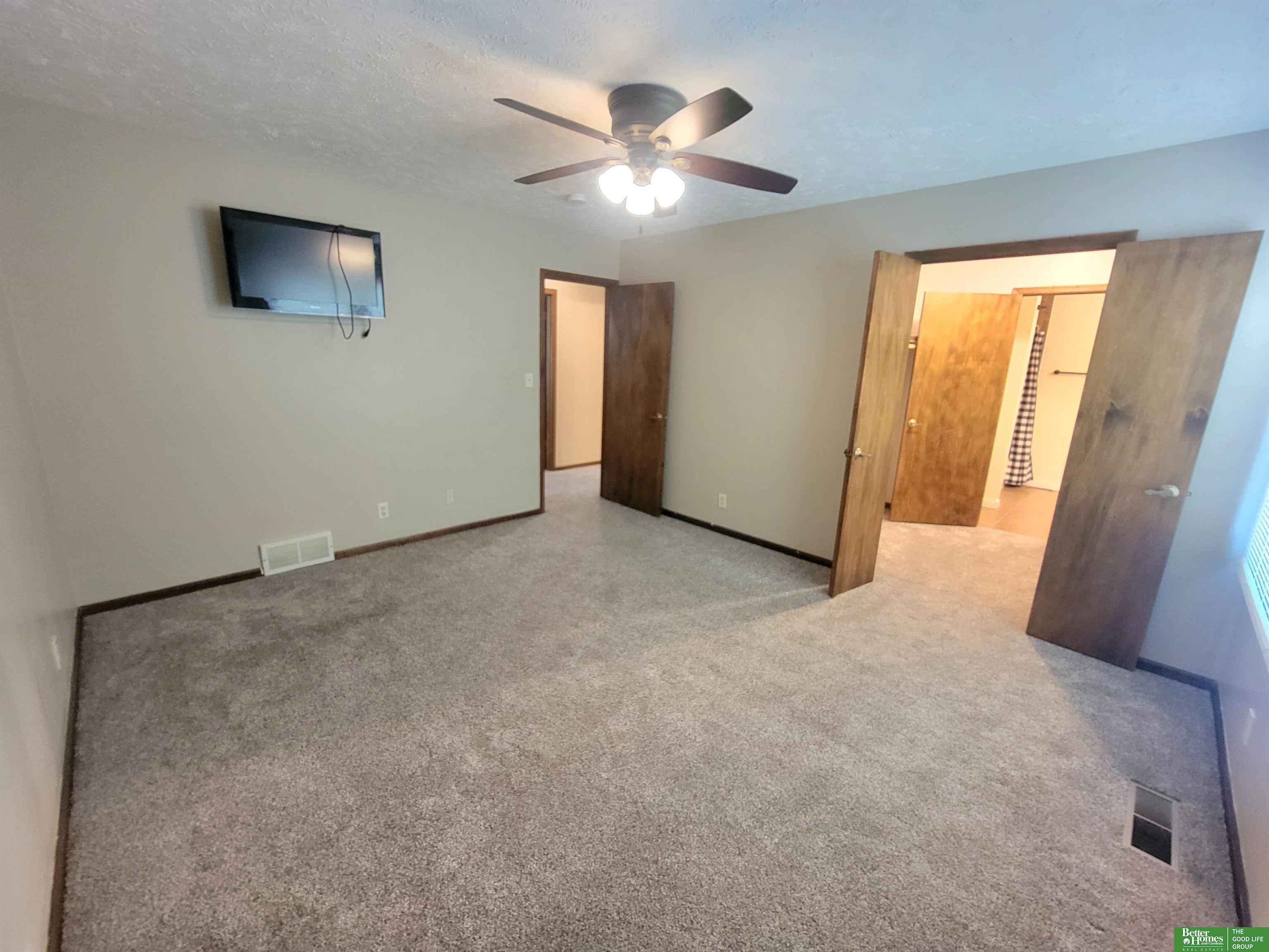 841 S Country Club Drive