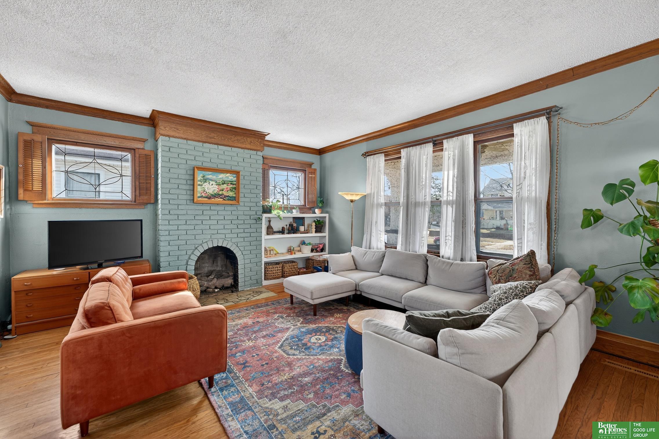 2327 Hanscom Boulevard