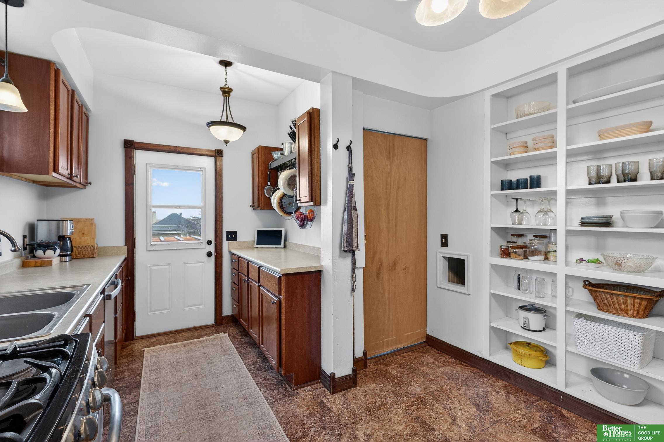 2327 Hanscom Boulevard