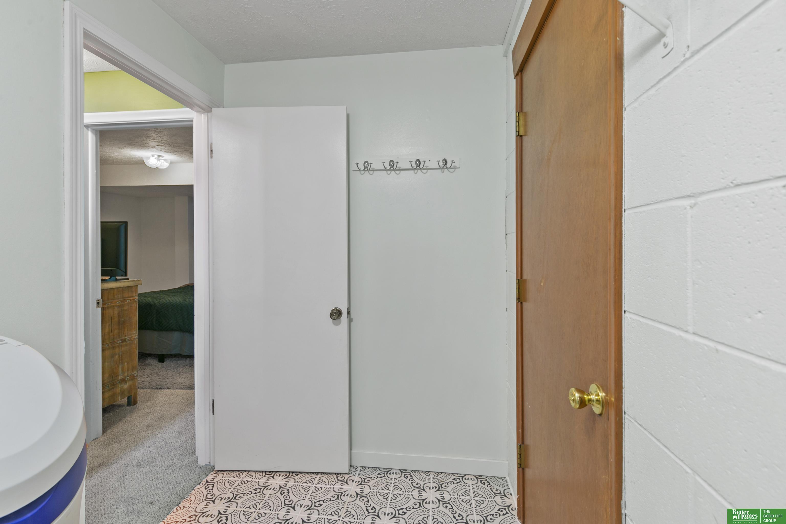 3501 Lynnwood Drive