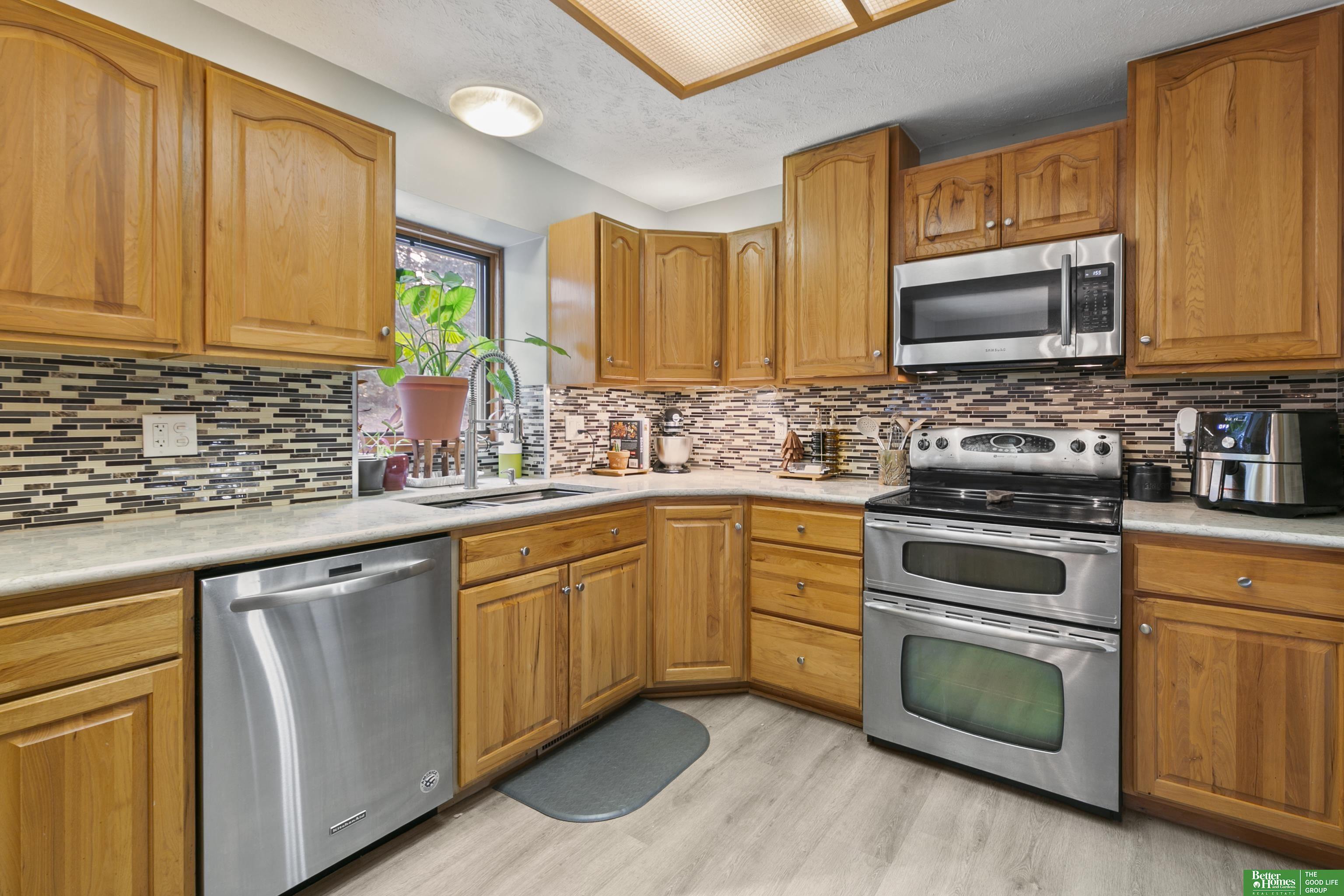 3501 Lynnwood Drive