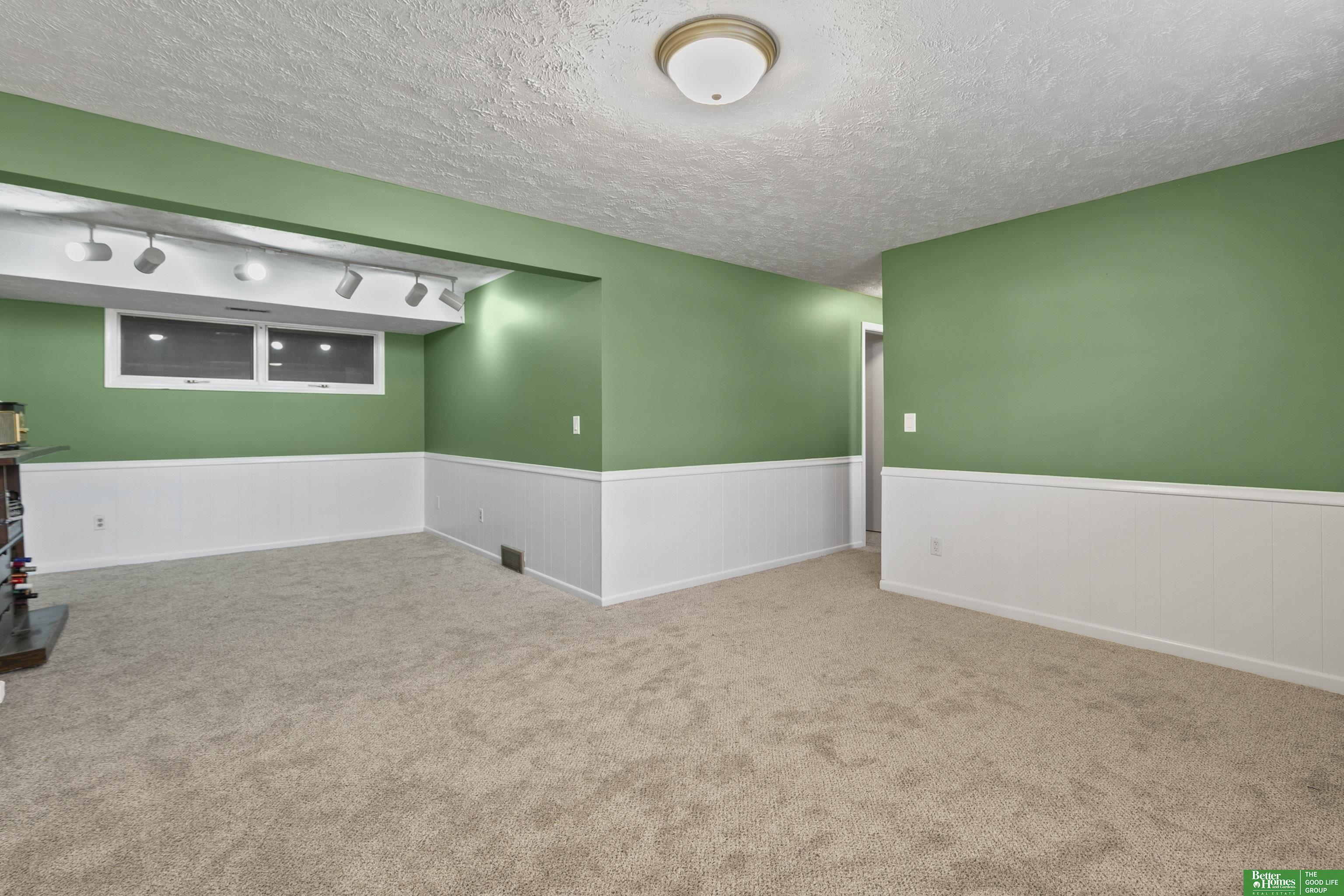 3501 Lynnwood Drive