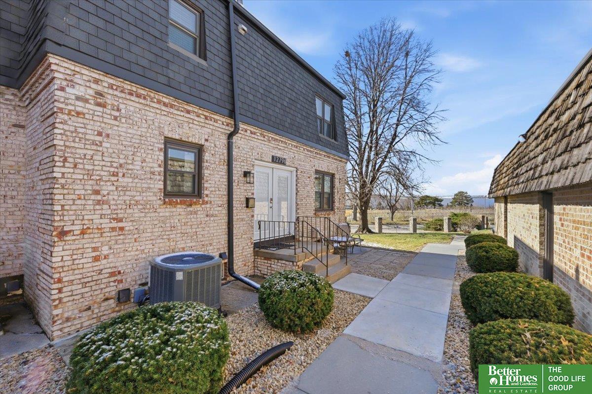 12796 Deauville Drive # 325 Unit: 1-325
