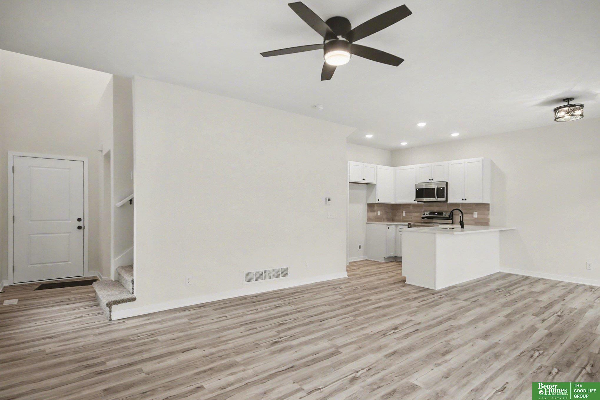 7106 N 79th Court
