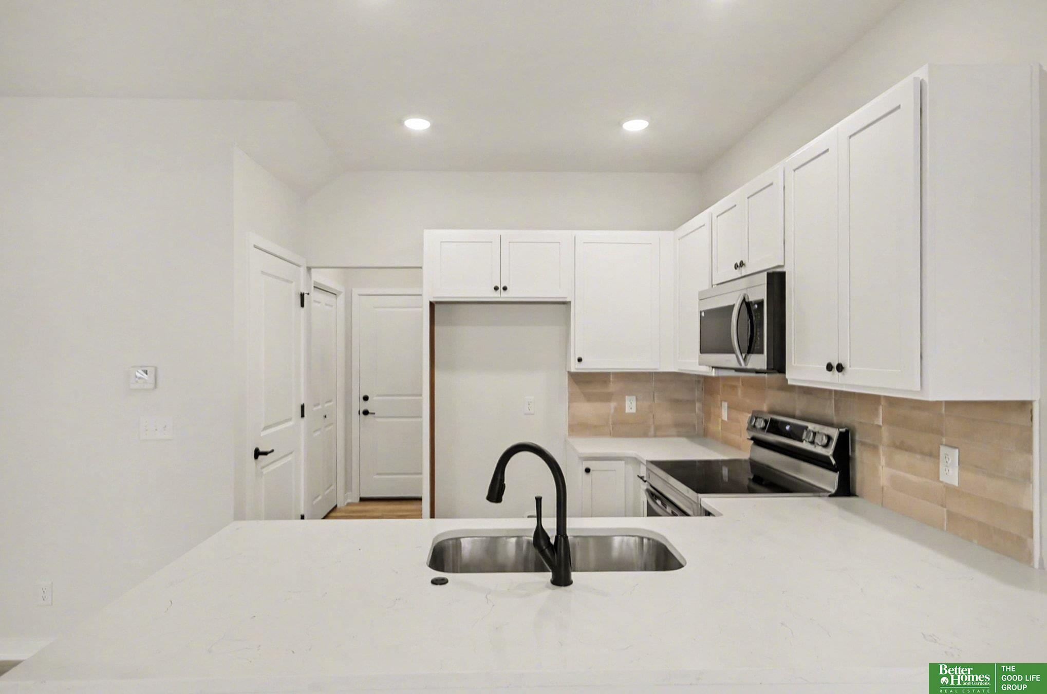 7106 N 79th Court