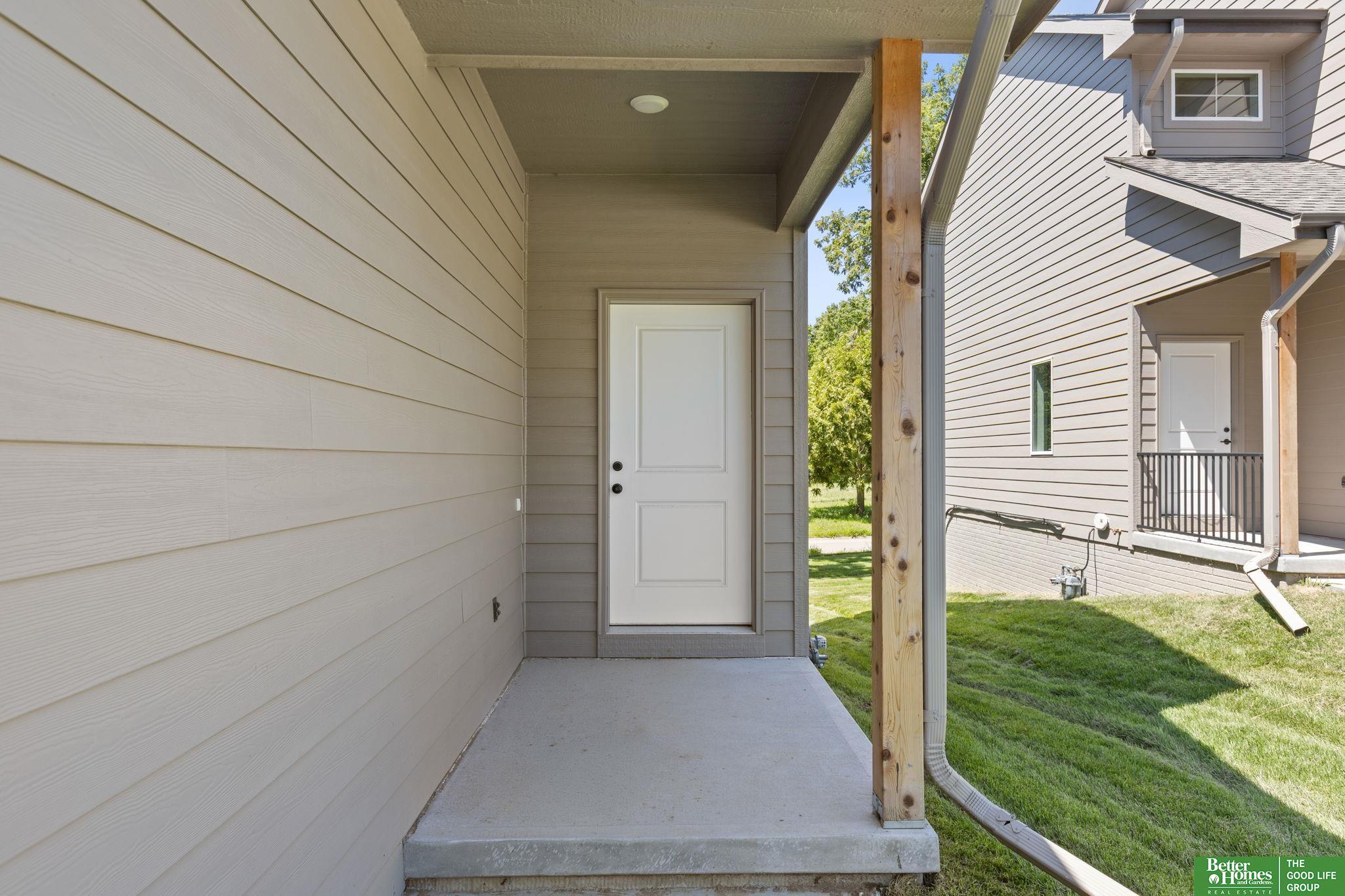 7106 N 79th Court