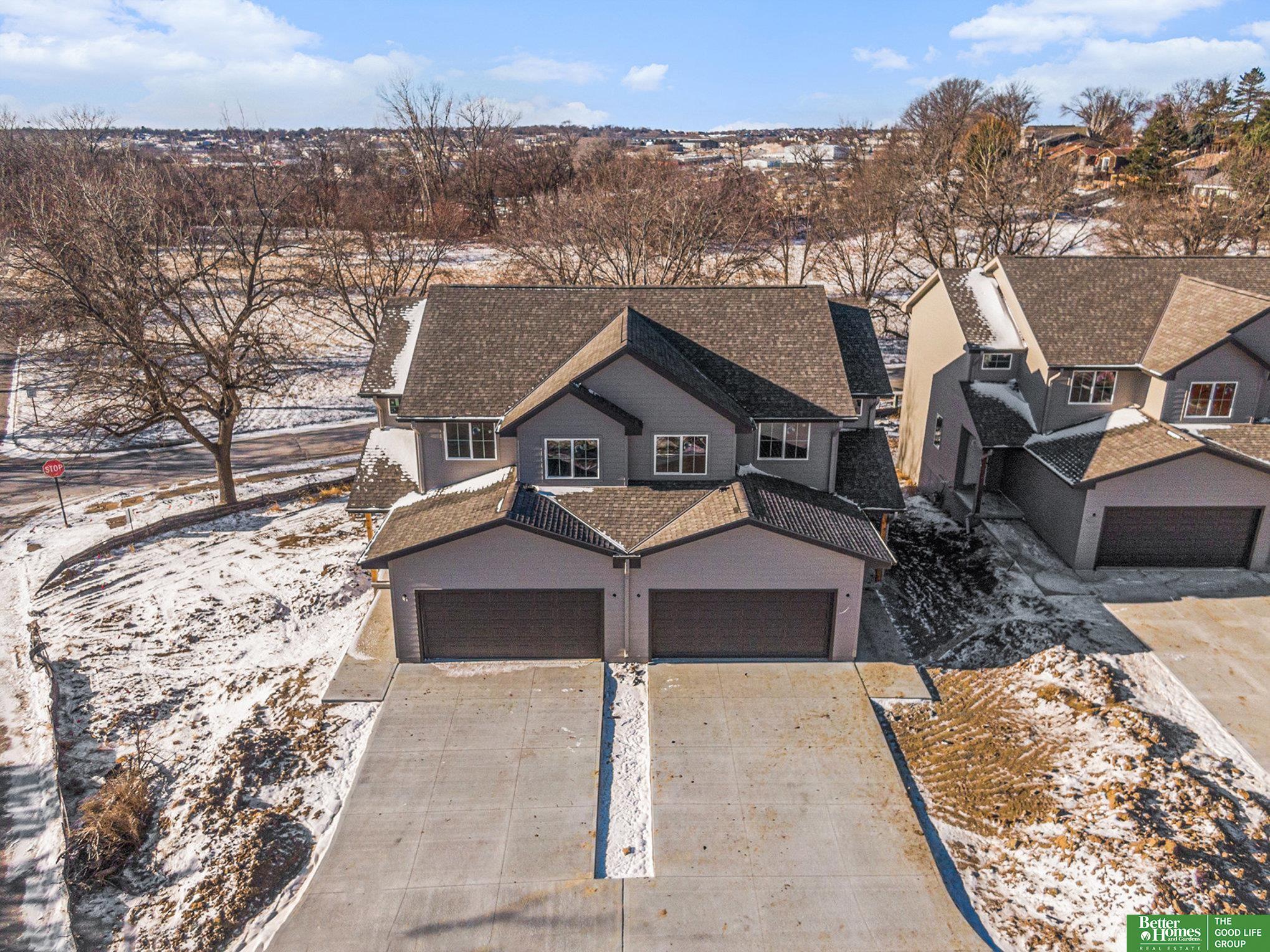 7102 N 79th Court