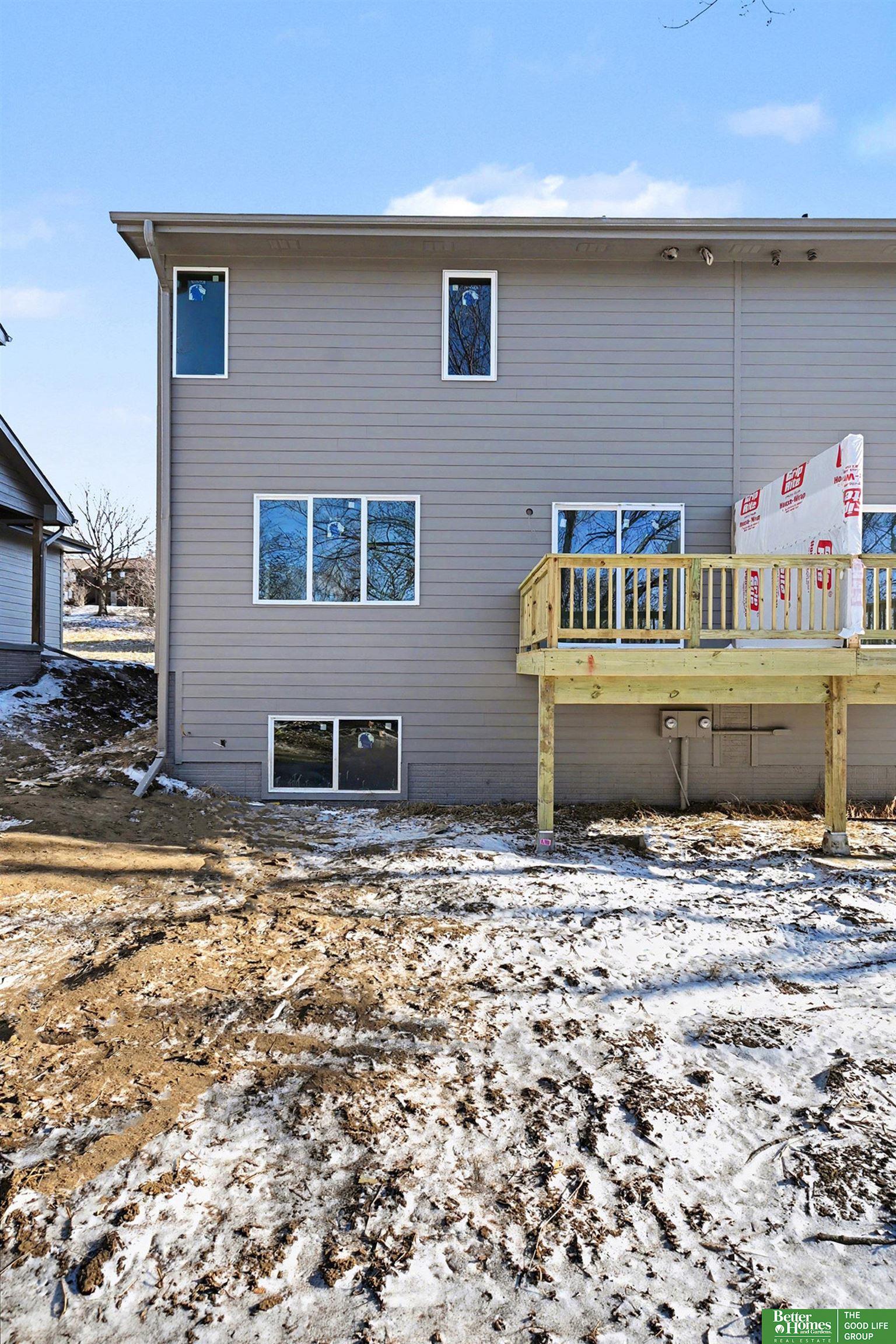 7102 N 79th Court