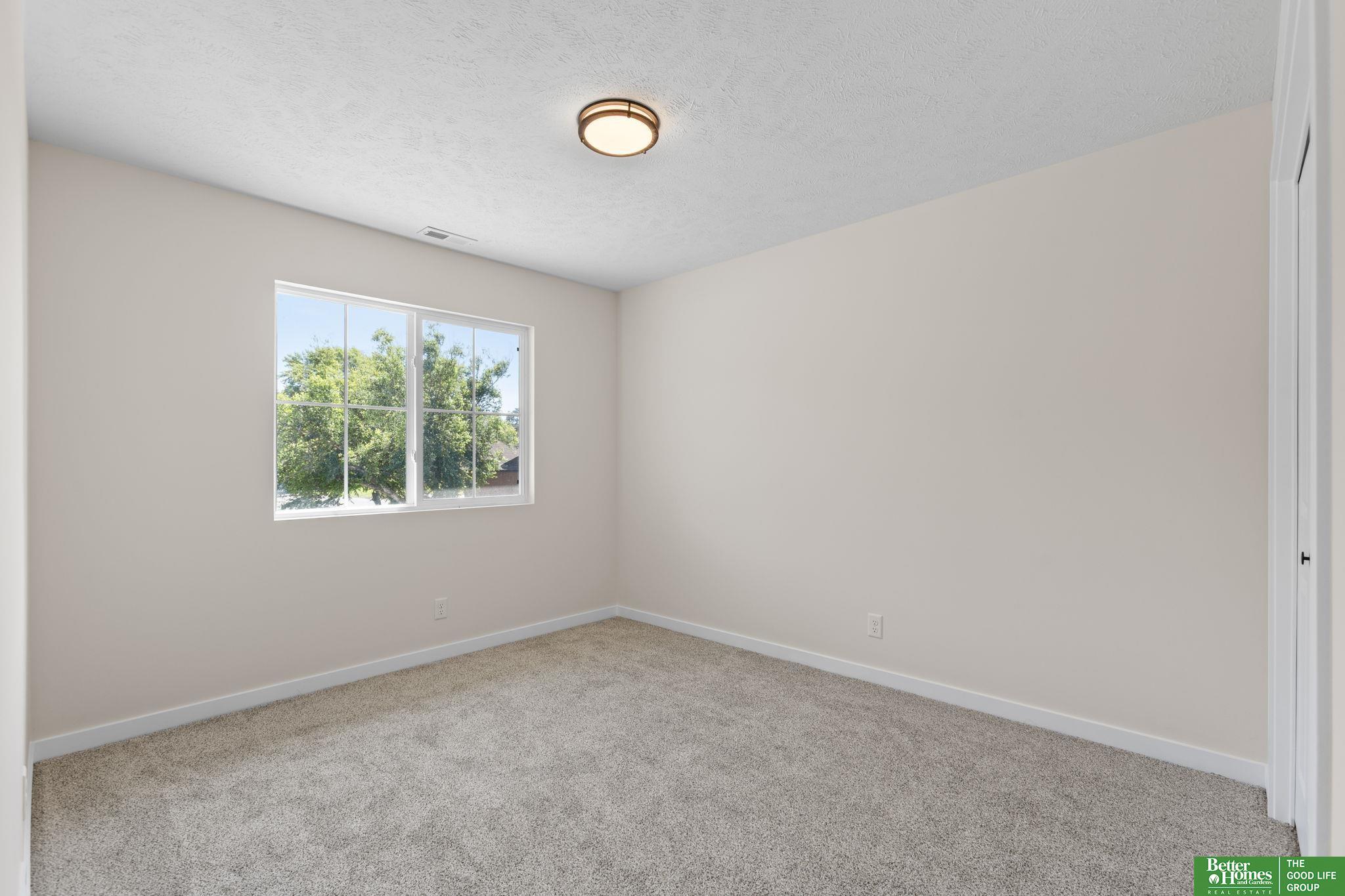 7102 N 79th Court