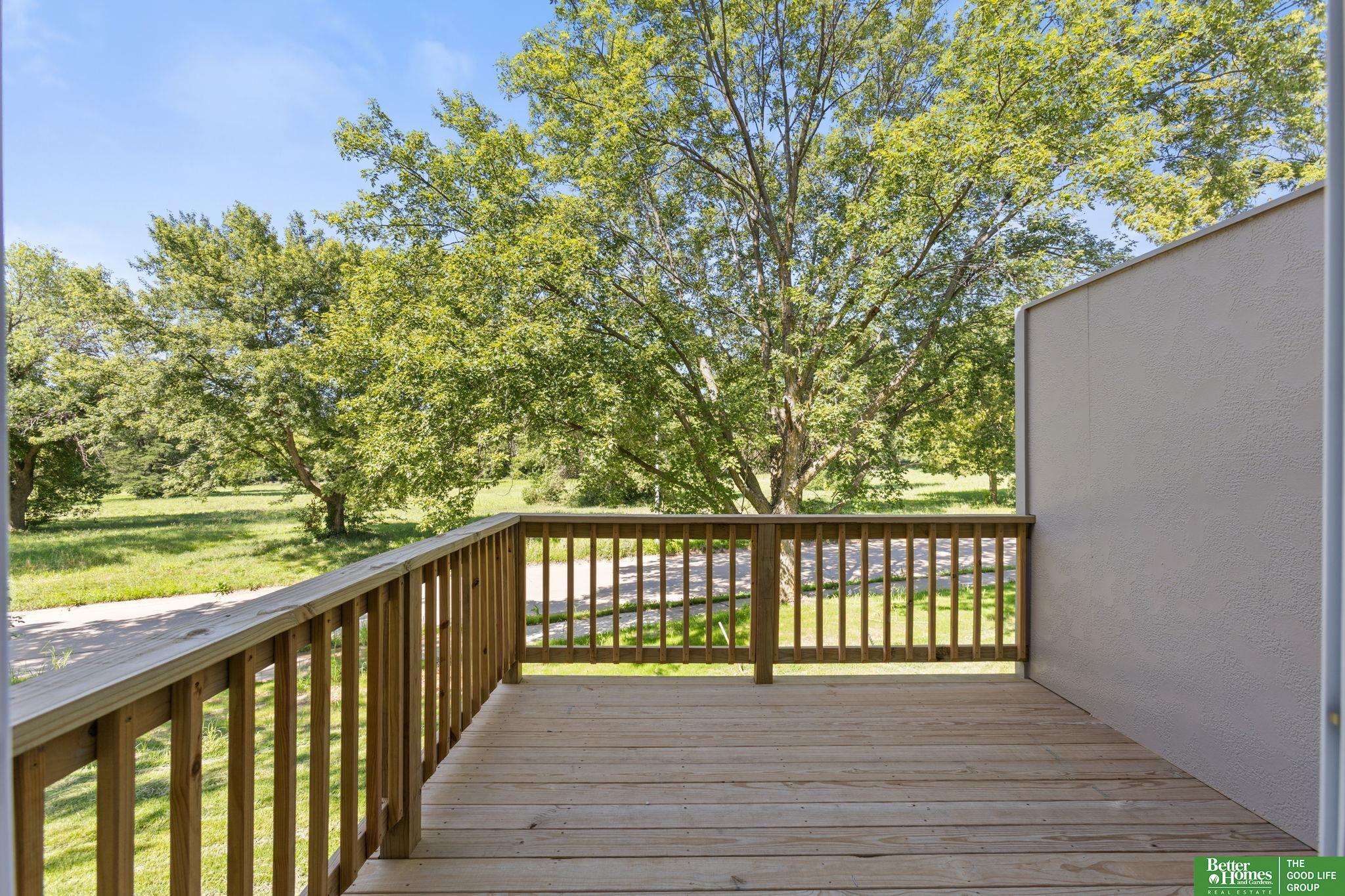 7102 N 79th Court