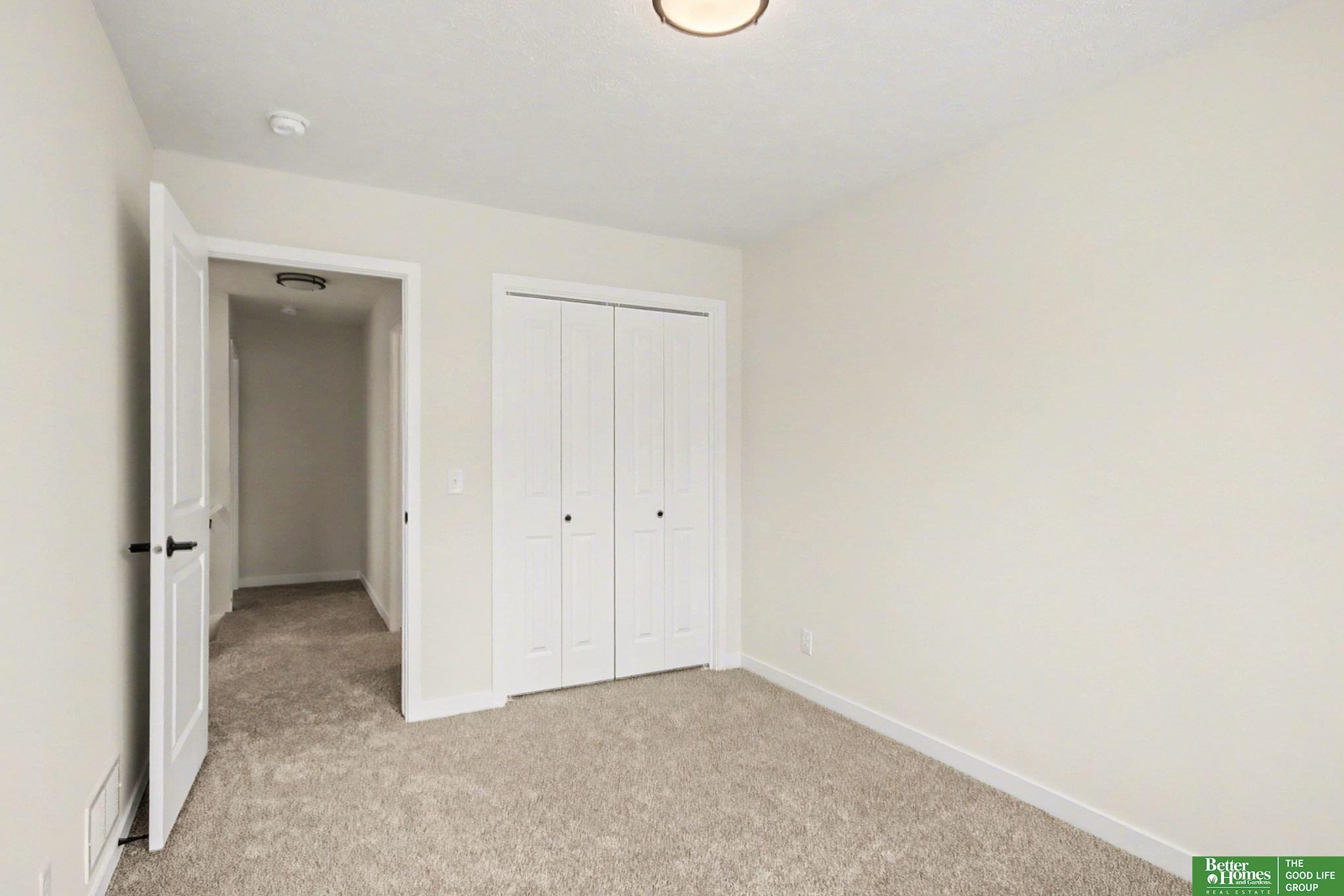 7102 N 79th Court