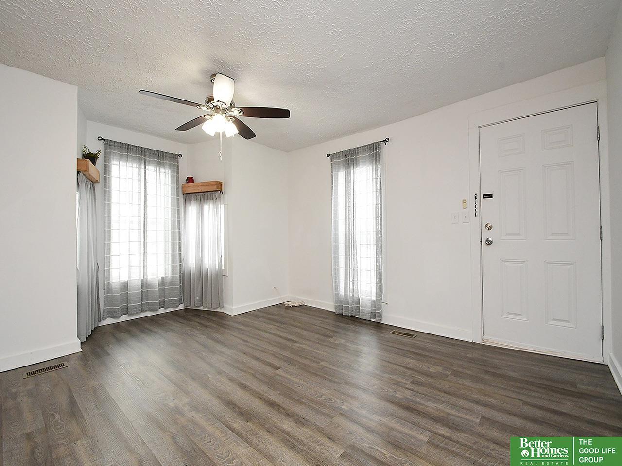558 W 7th Street