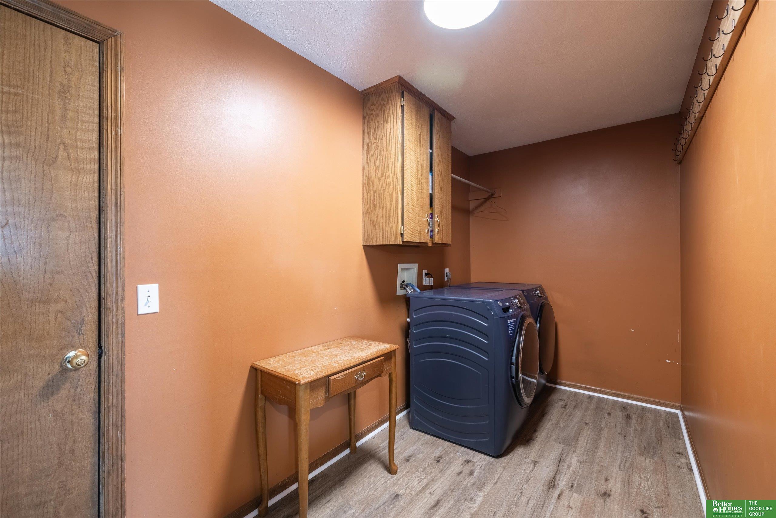 17087 Weir Street