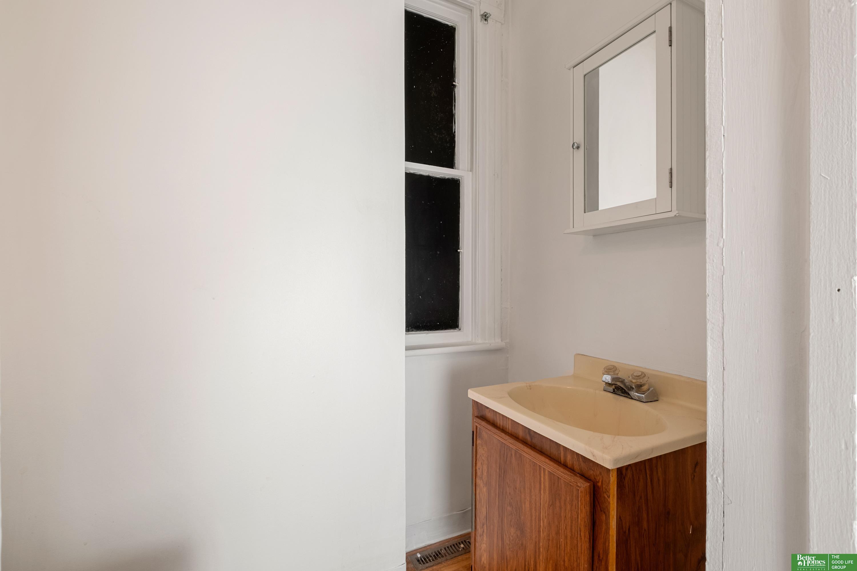 225 N 4th Street