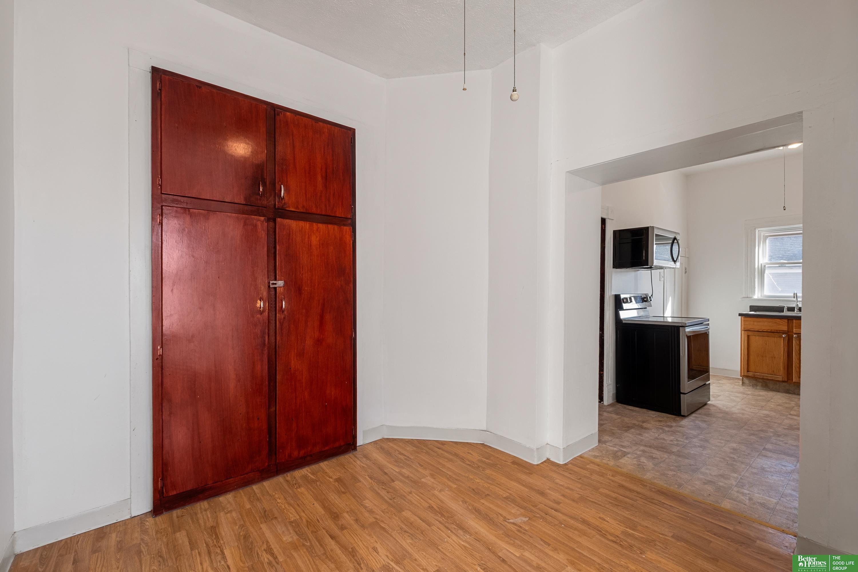 225 N 4th Street