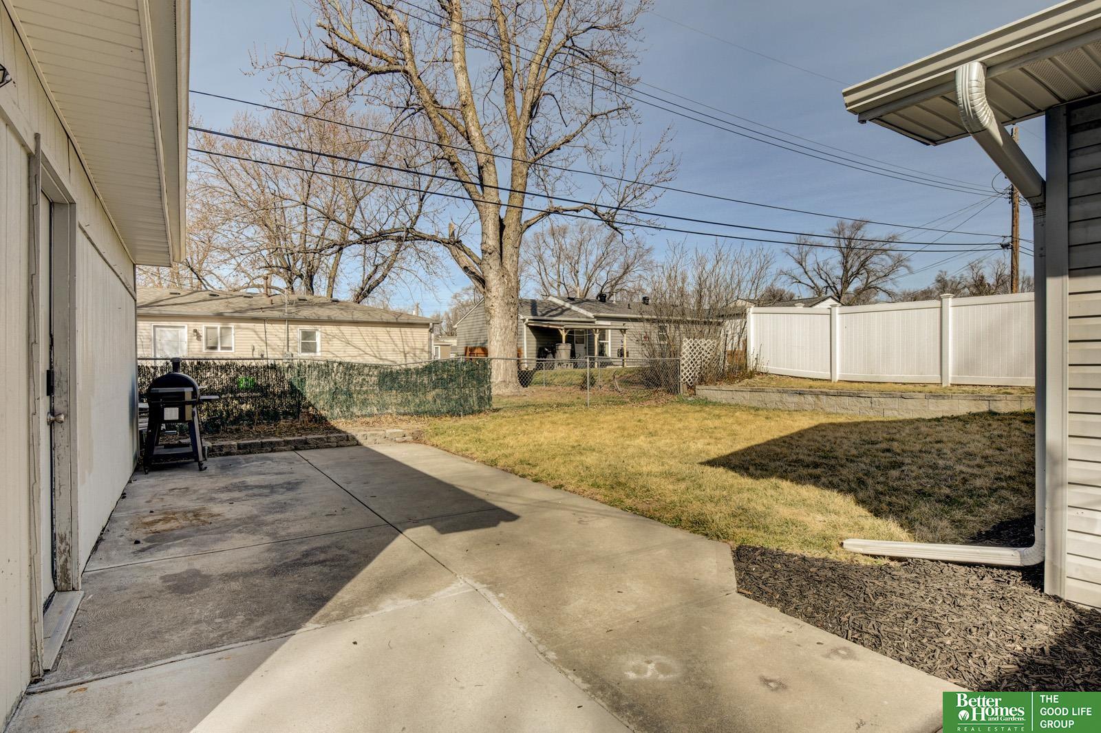 7352 La Vista Drive