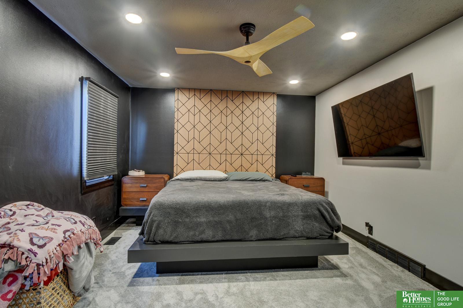 7352 La Vista Drive