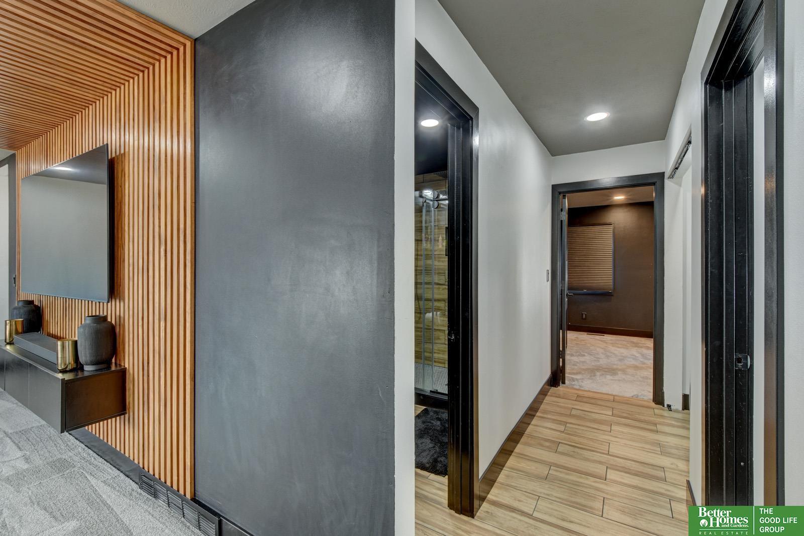 7352 La Vista Drive