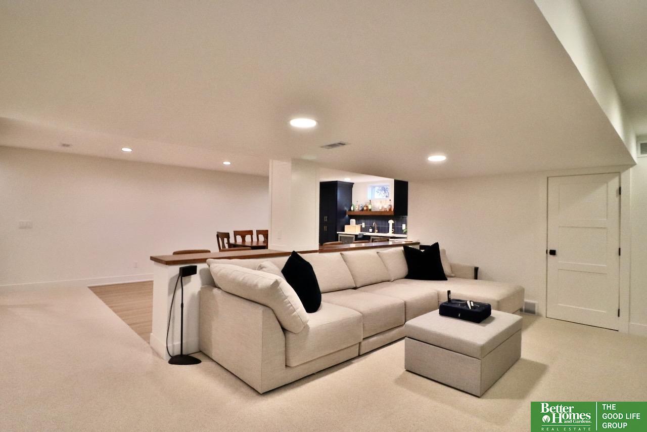 9944 Devonshire Drive