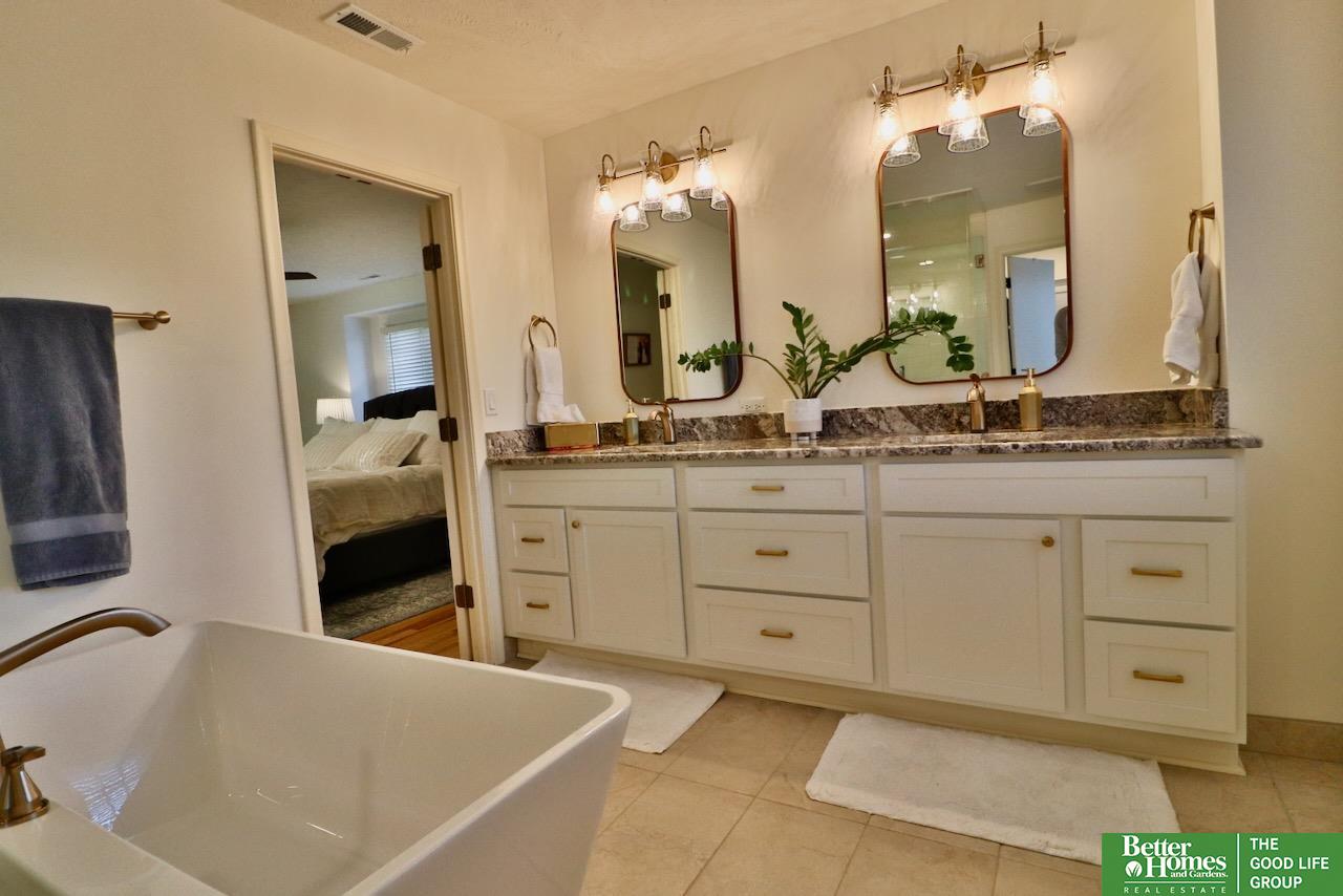 9944 Devonshire Drive