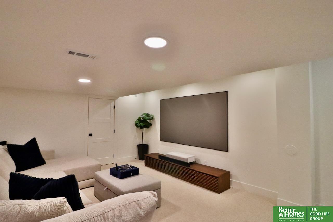 9944 Devonshire Drive