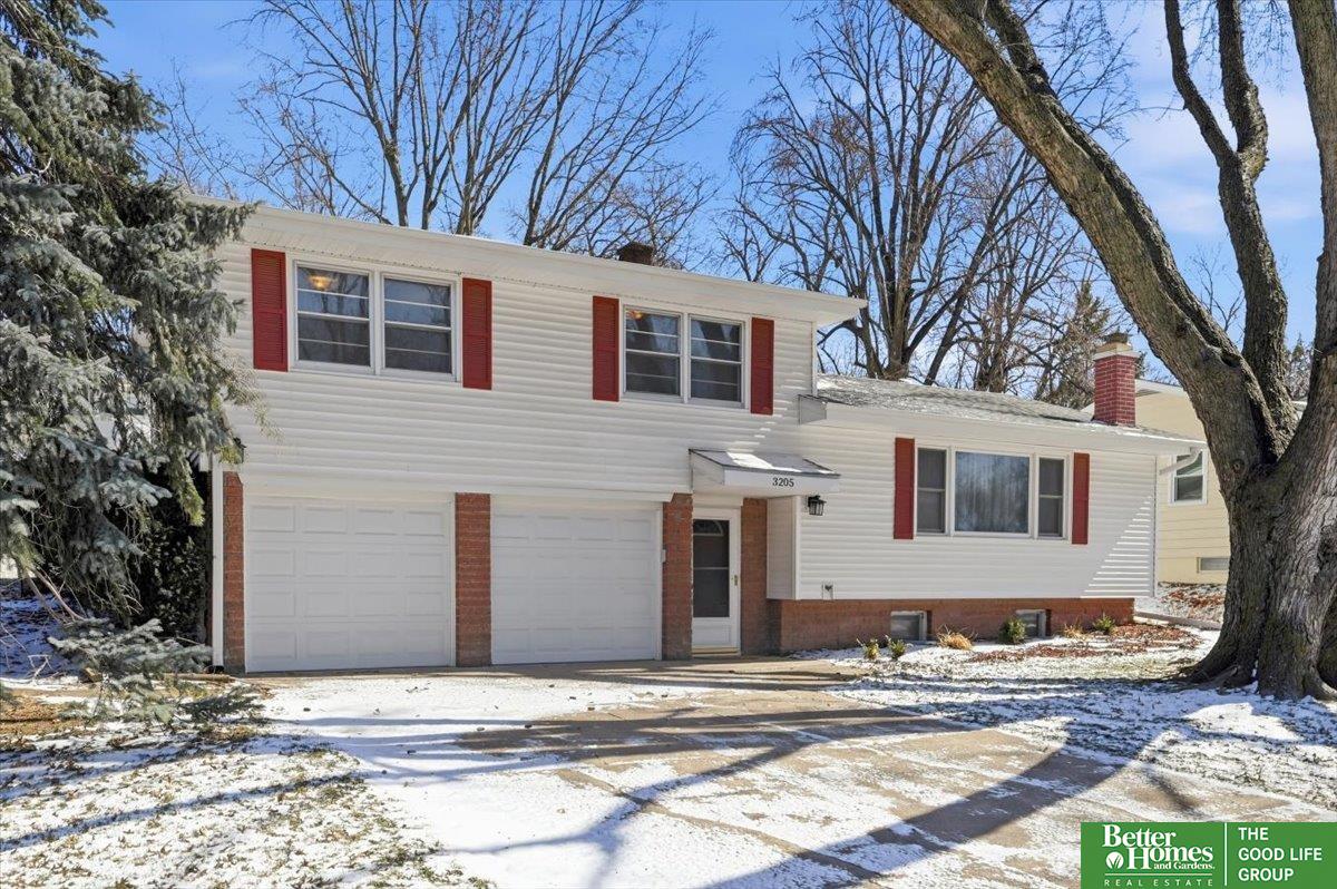 3205 S 109th Street