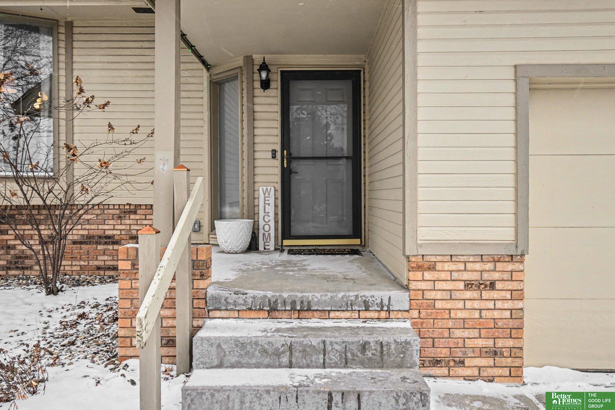 1724 N 146th Street
