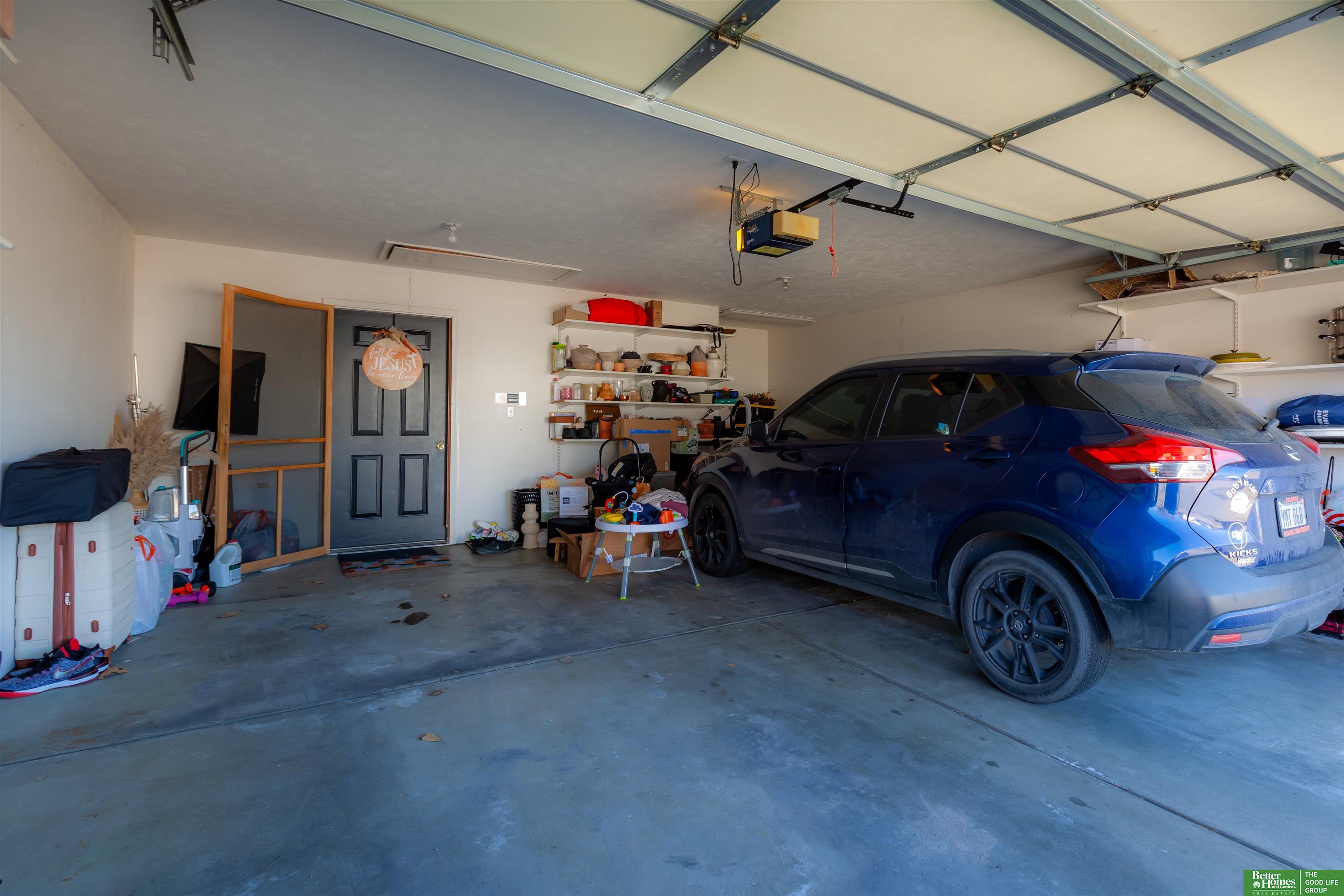 2111 Kingswood Circle