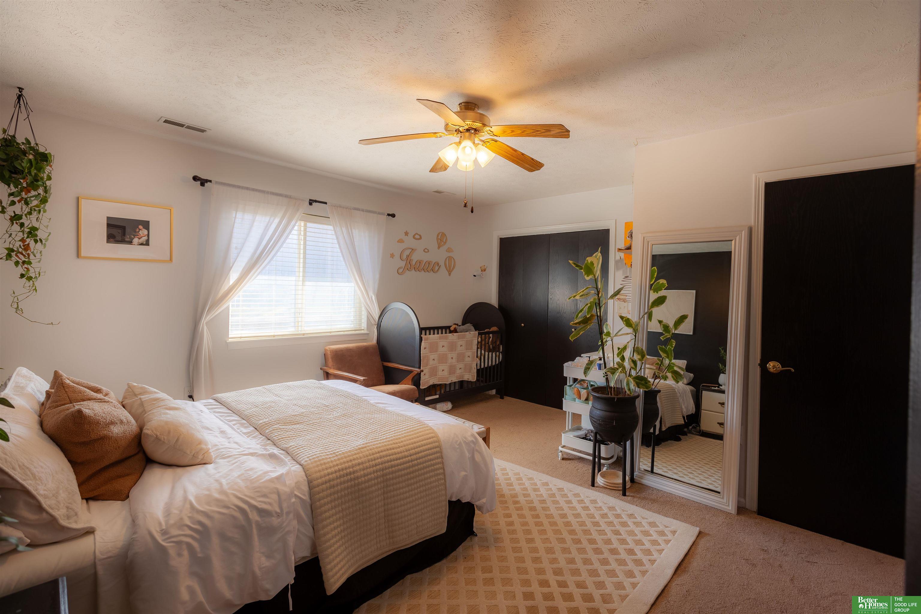 2111 Kingswood Circle