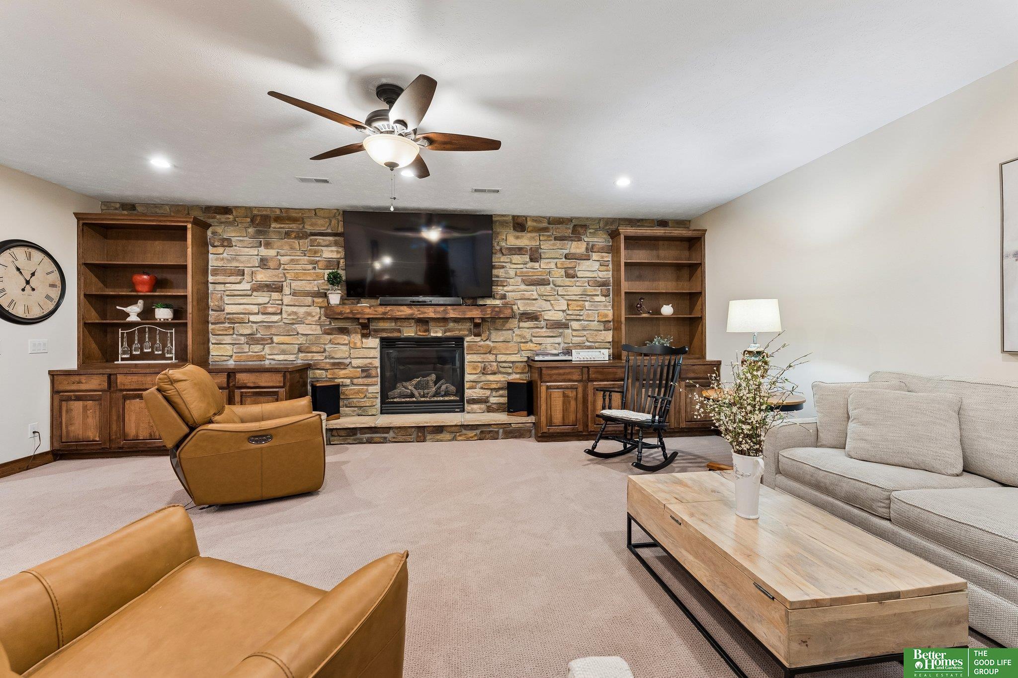 5045 S 175th Street