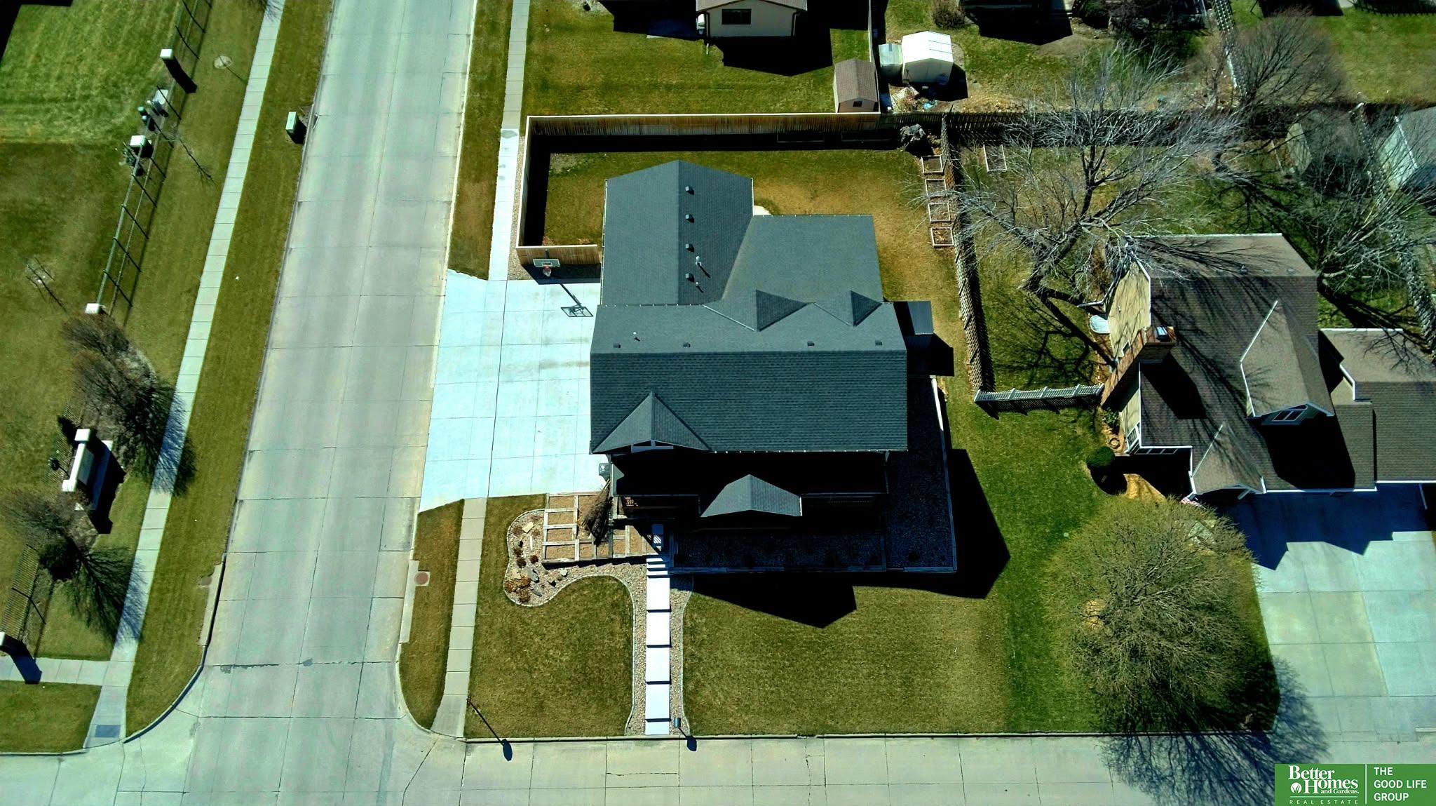 1622 Raell Drive
