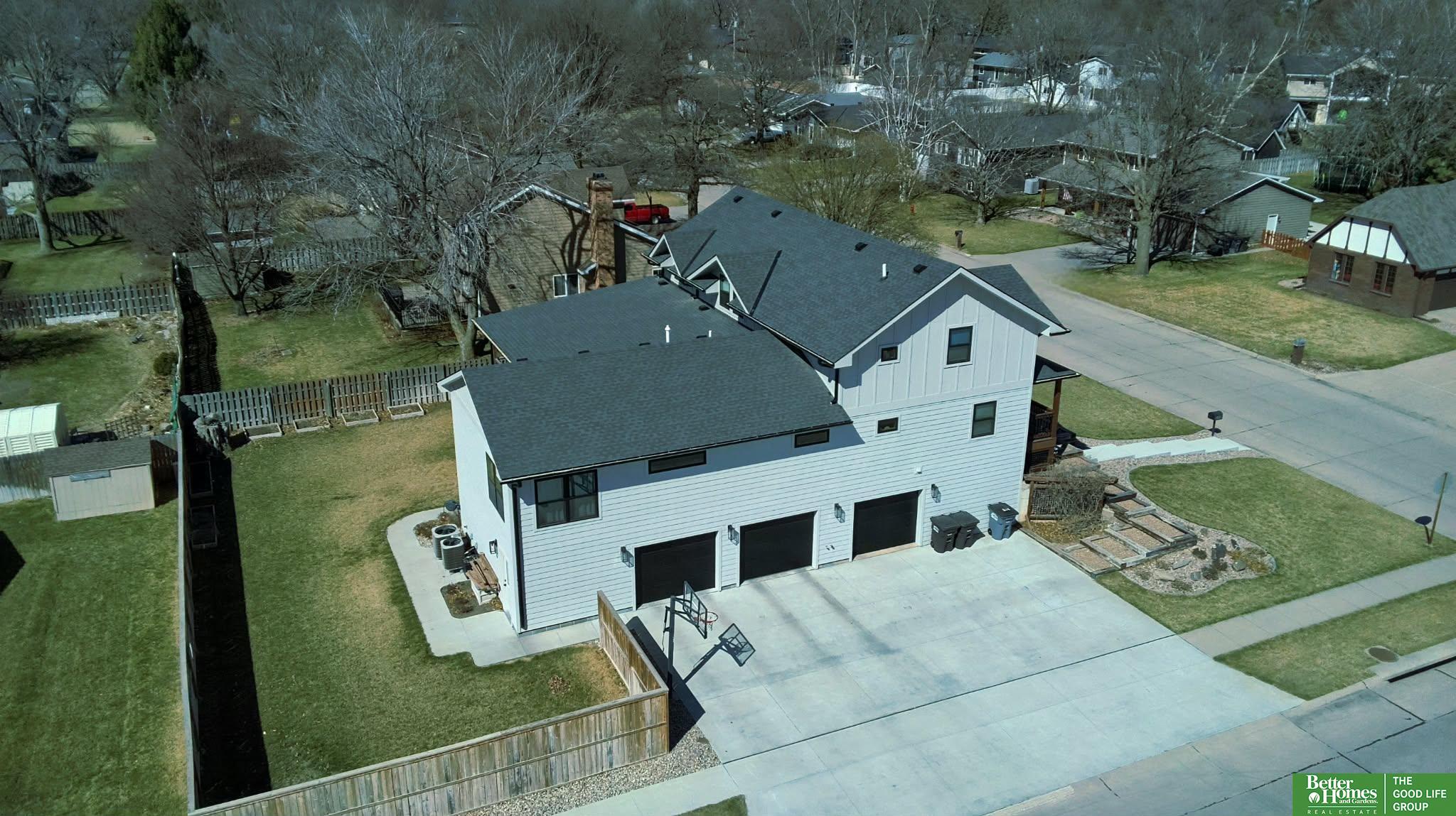1622 Raell Drive